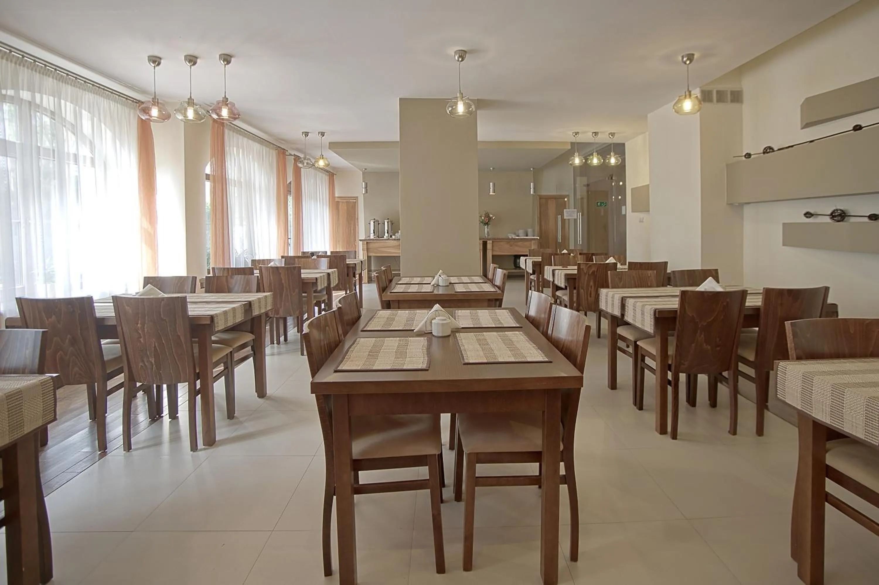 Restaurant/places to eat in Willa Park