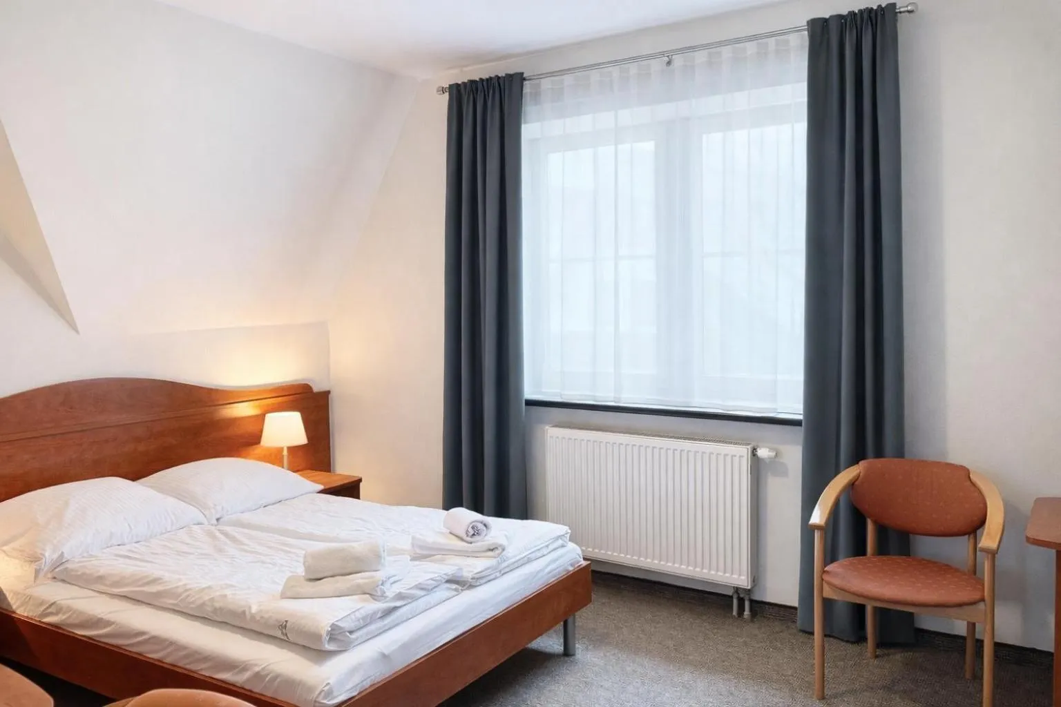 Property building, Bed in Willa Park