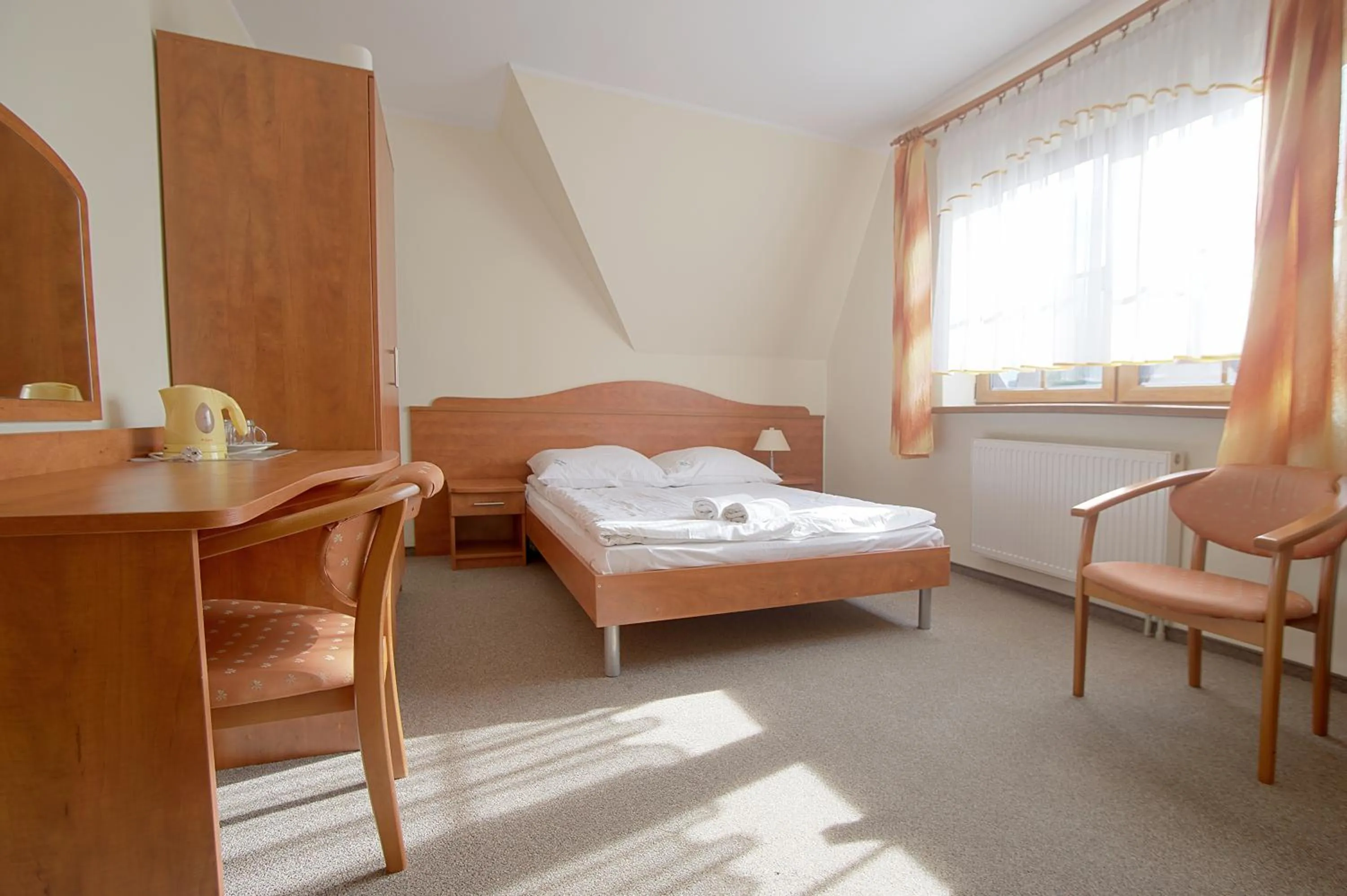 Photo of the whole room, Bed in Willa Park