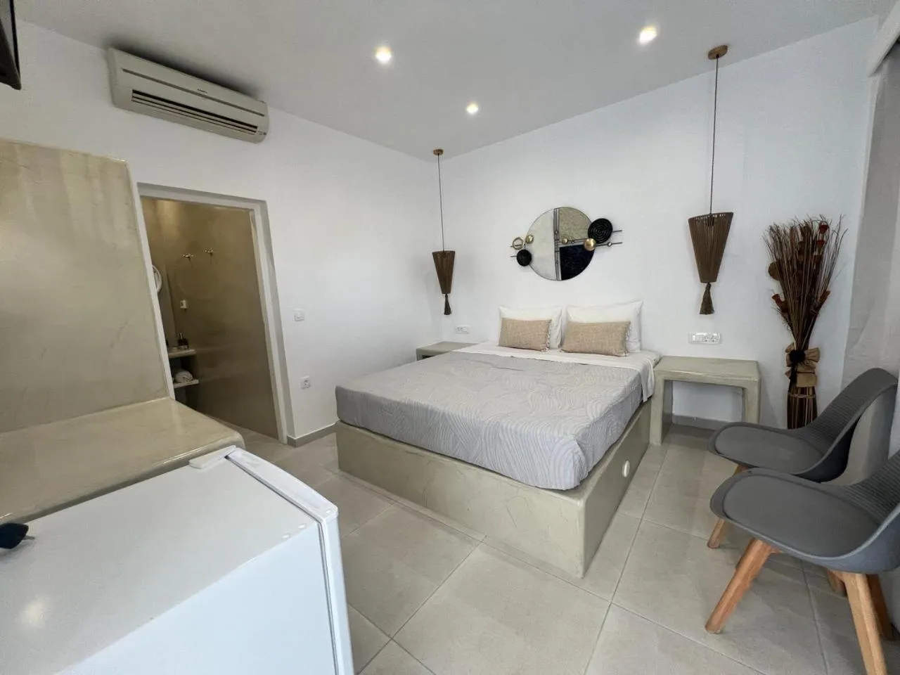 Bedroom, Bed in Vinas Place City Center