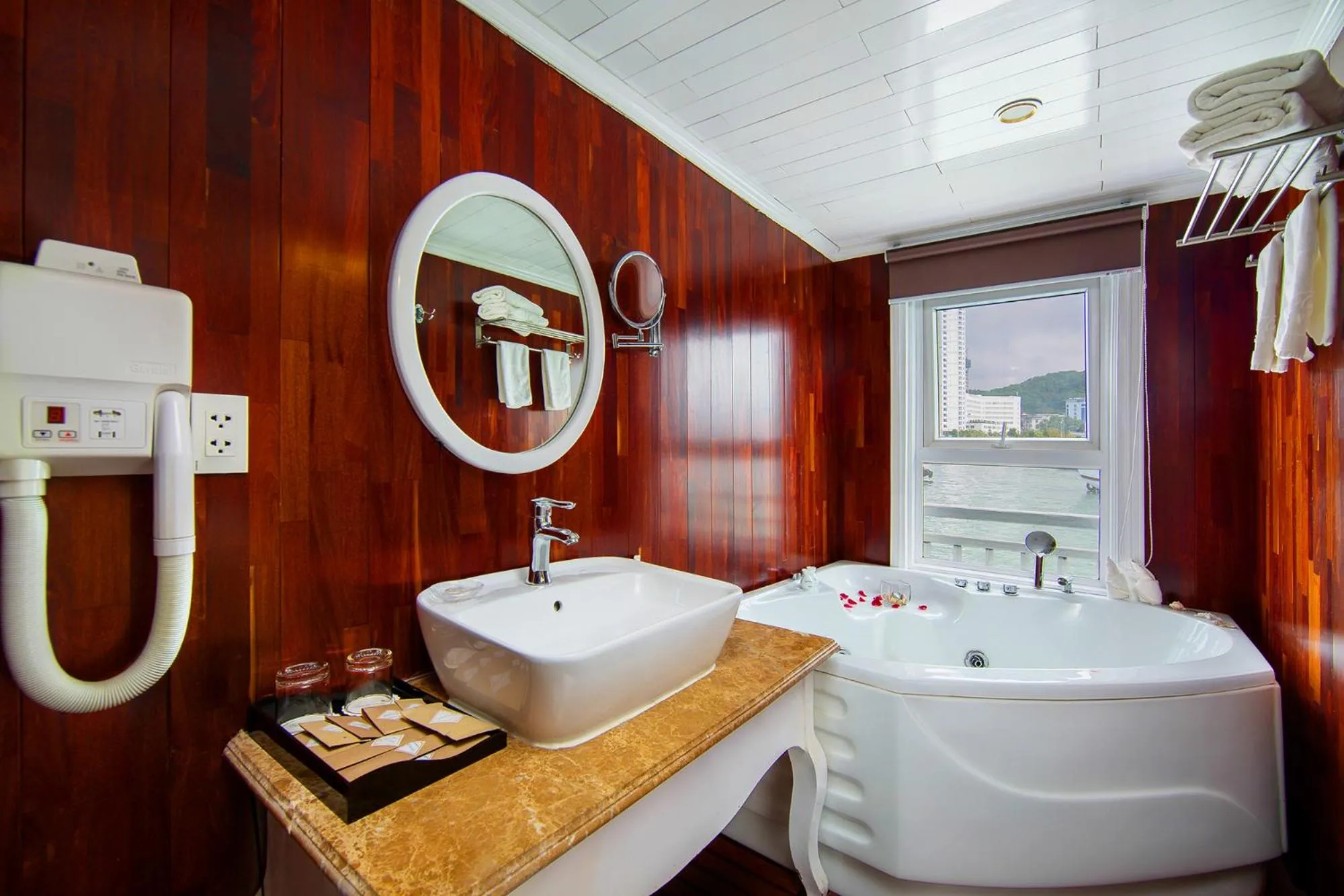 Shower in Signature Halong Cruise