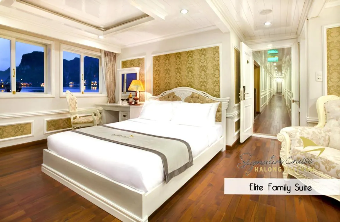Bed in Signature Halong Cruise