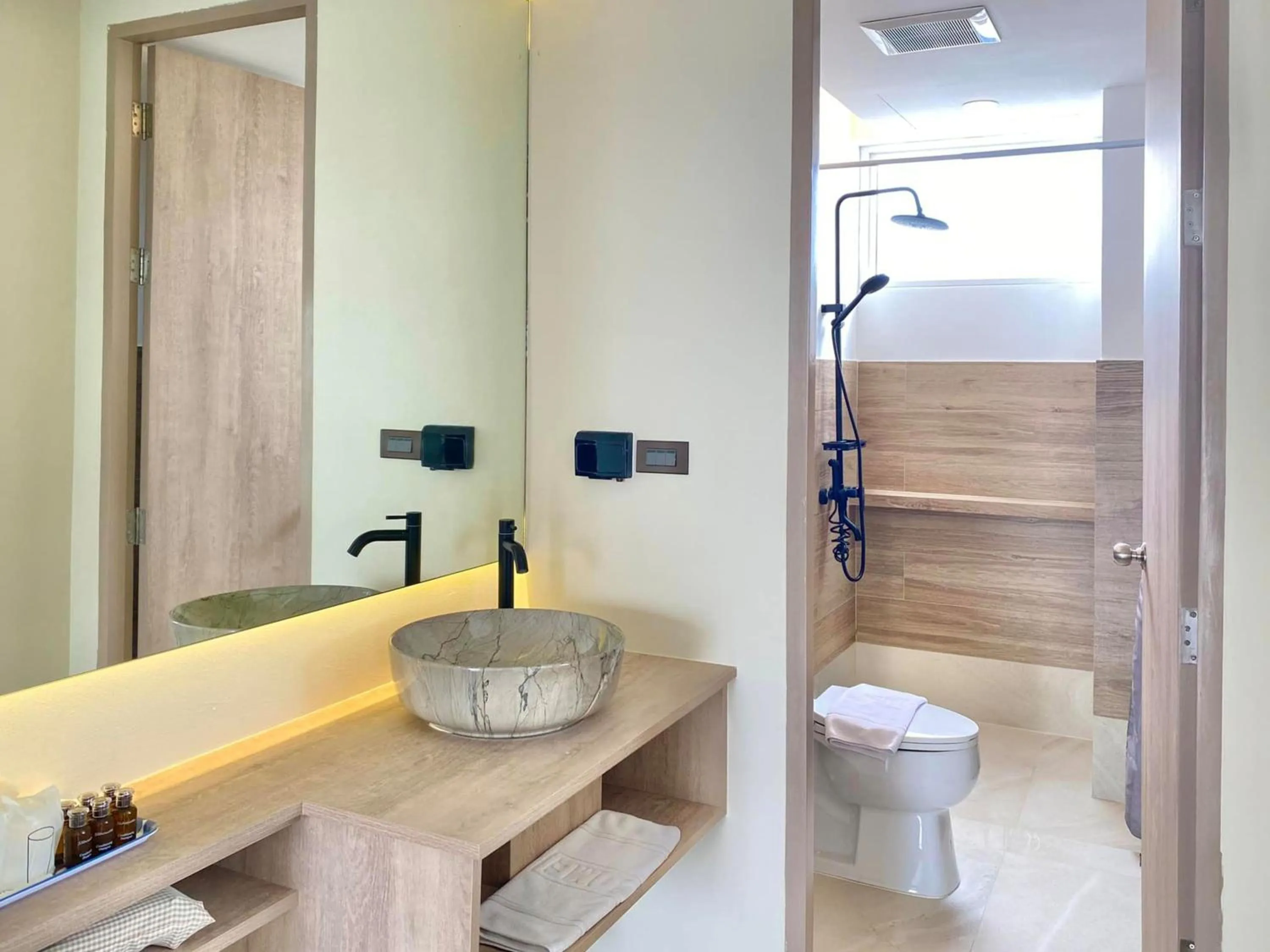 Bathroom in Hub Hua Hin 57