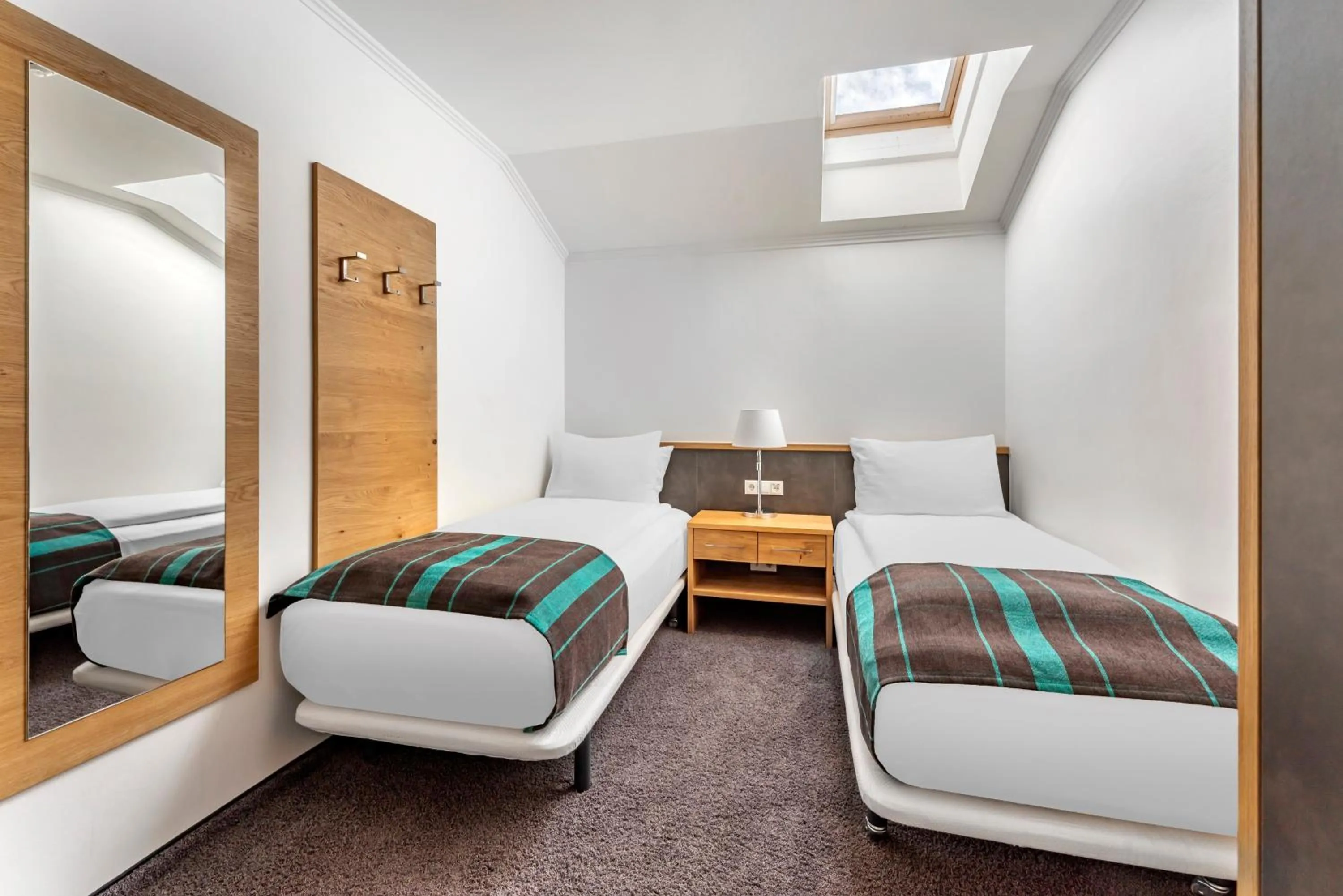 Bedroom, Bed in Alpine Club Resort