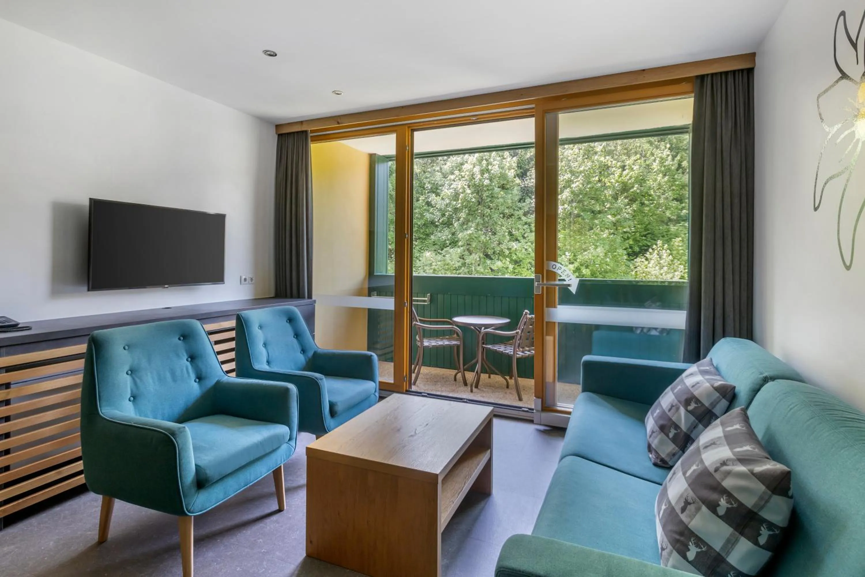 Living room in Alpine Club Resort