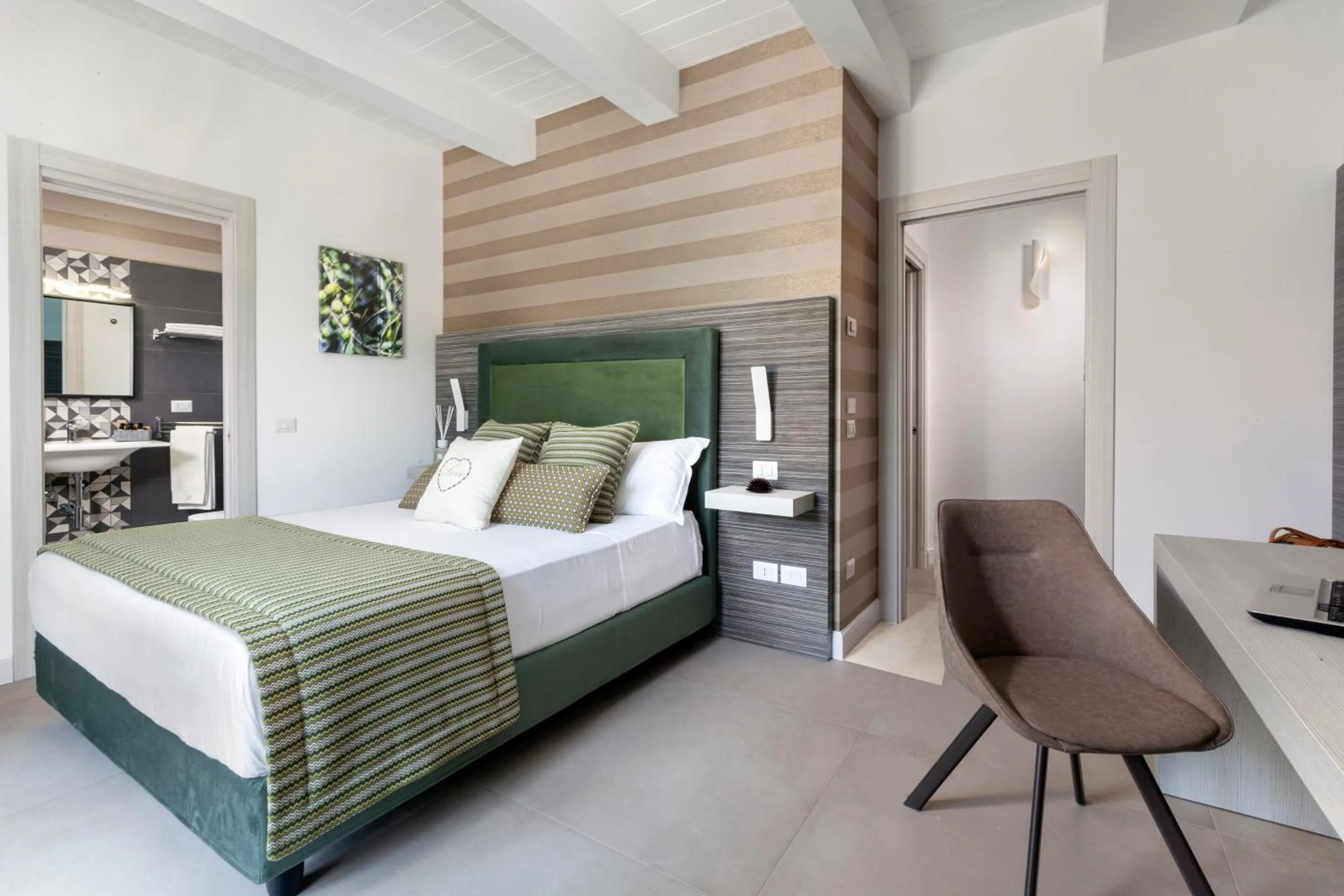 Bedroom, Bed in Tenuta Miranda Agriresort