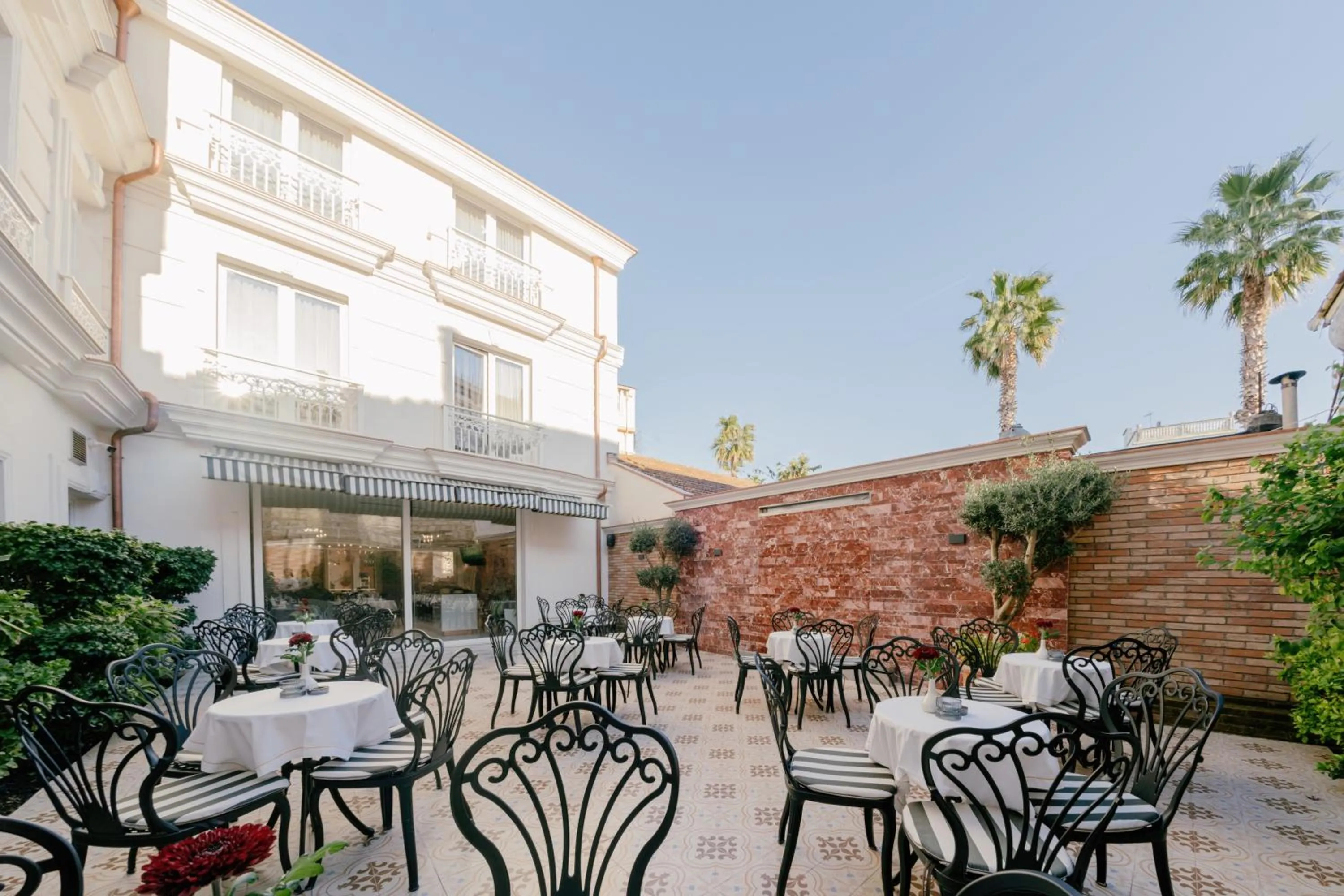 Garden in Moenia Boutique Hotel