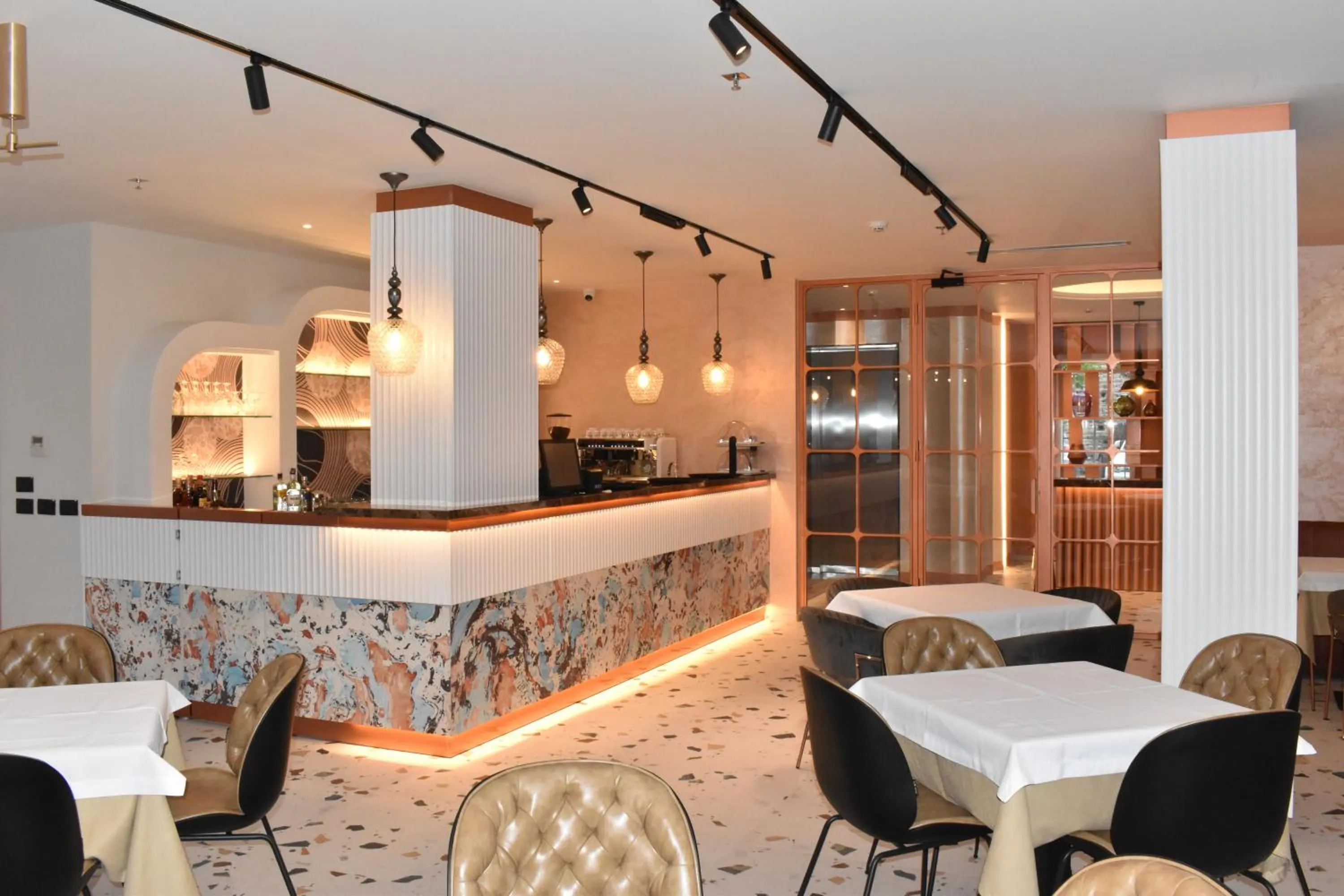 Restaurant/places to eat in Giulia Albérgo Hotel