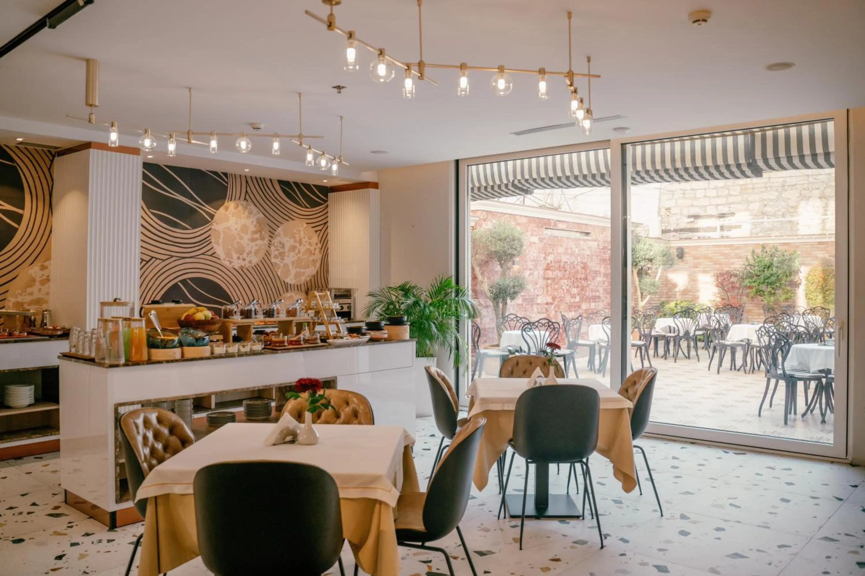 Buffet breakfast in Moenia Boutique Hotel