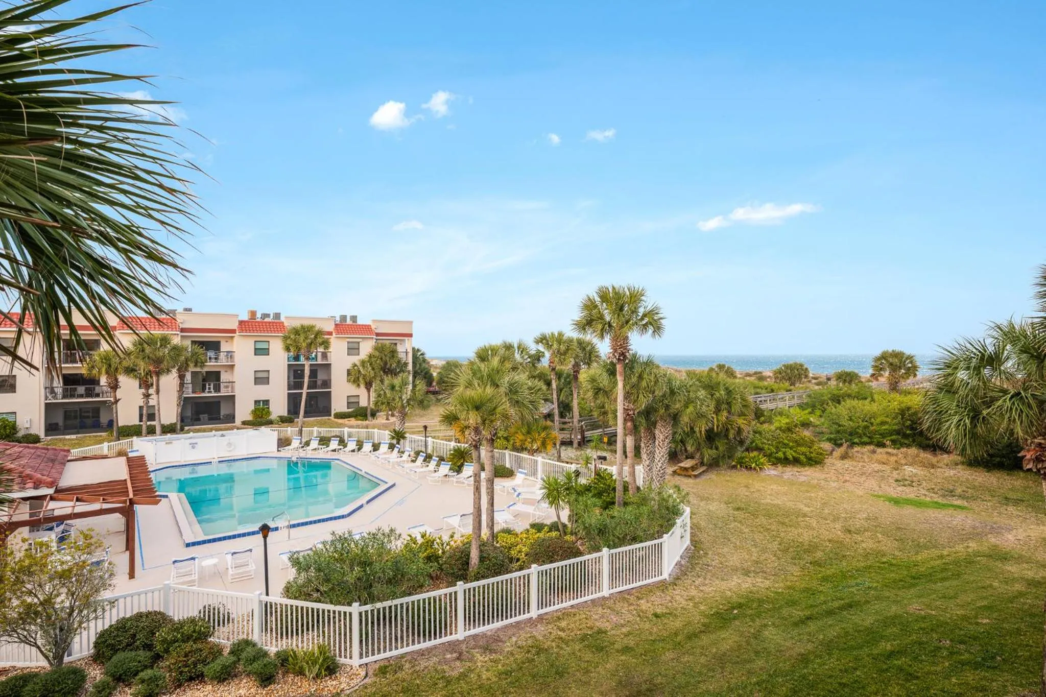 Property building in Ocean Village Club O35