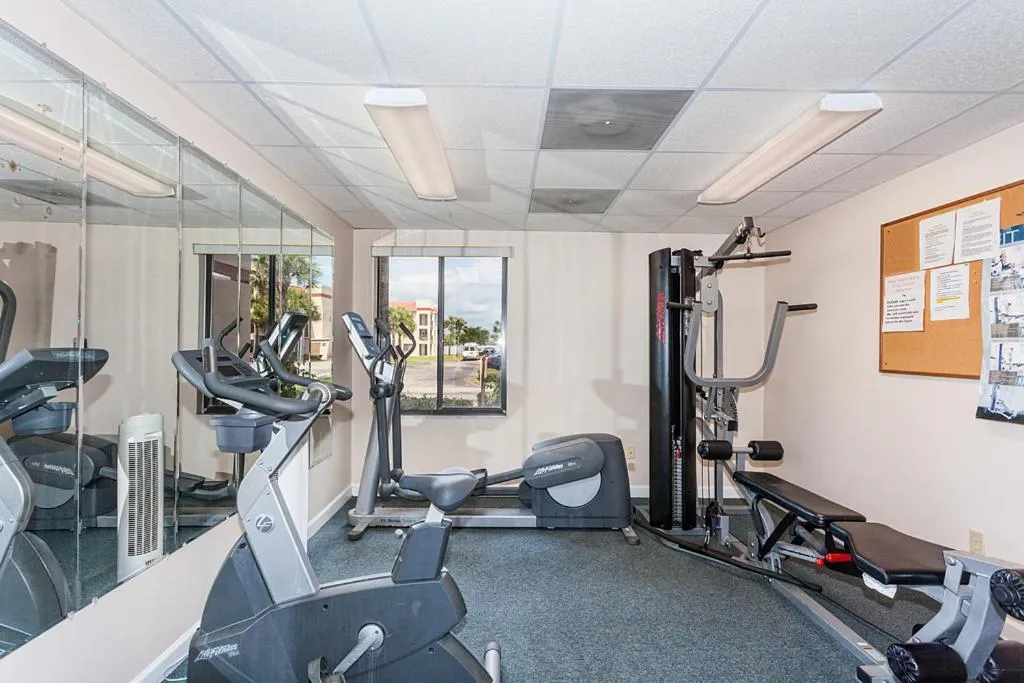 Property building in Ocean Village Club O35