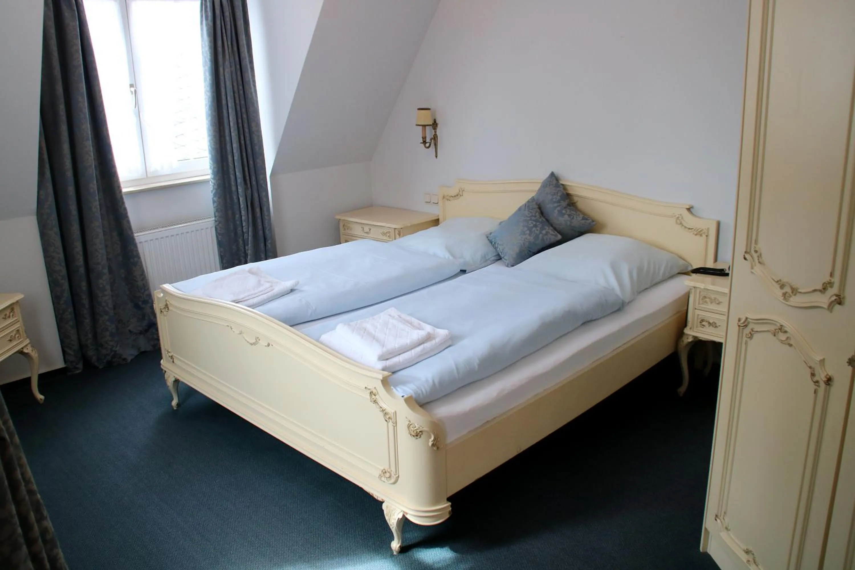 Bed in Zum neuen Schwan