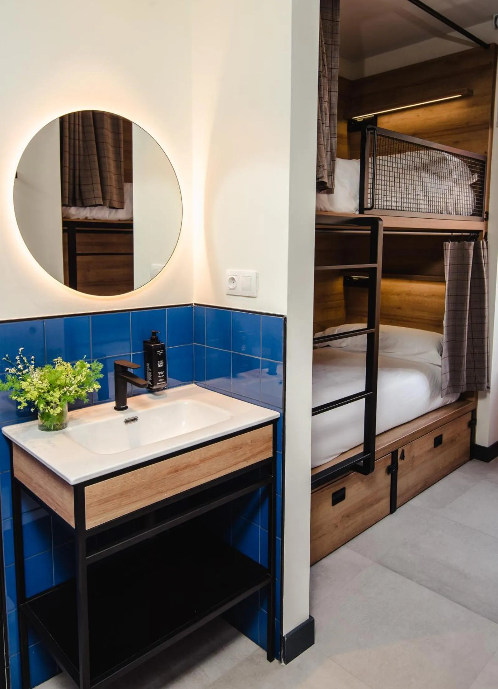 Bathroom, Bed in LATROUPE La Granja