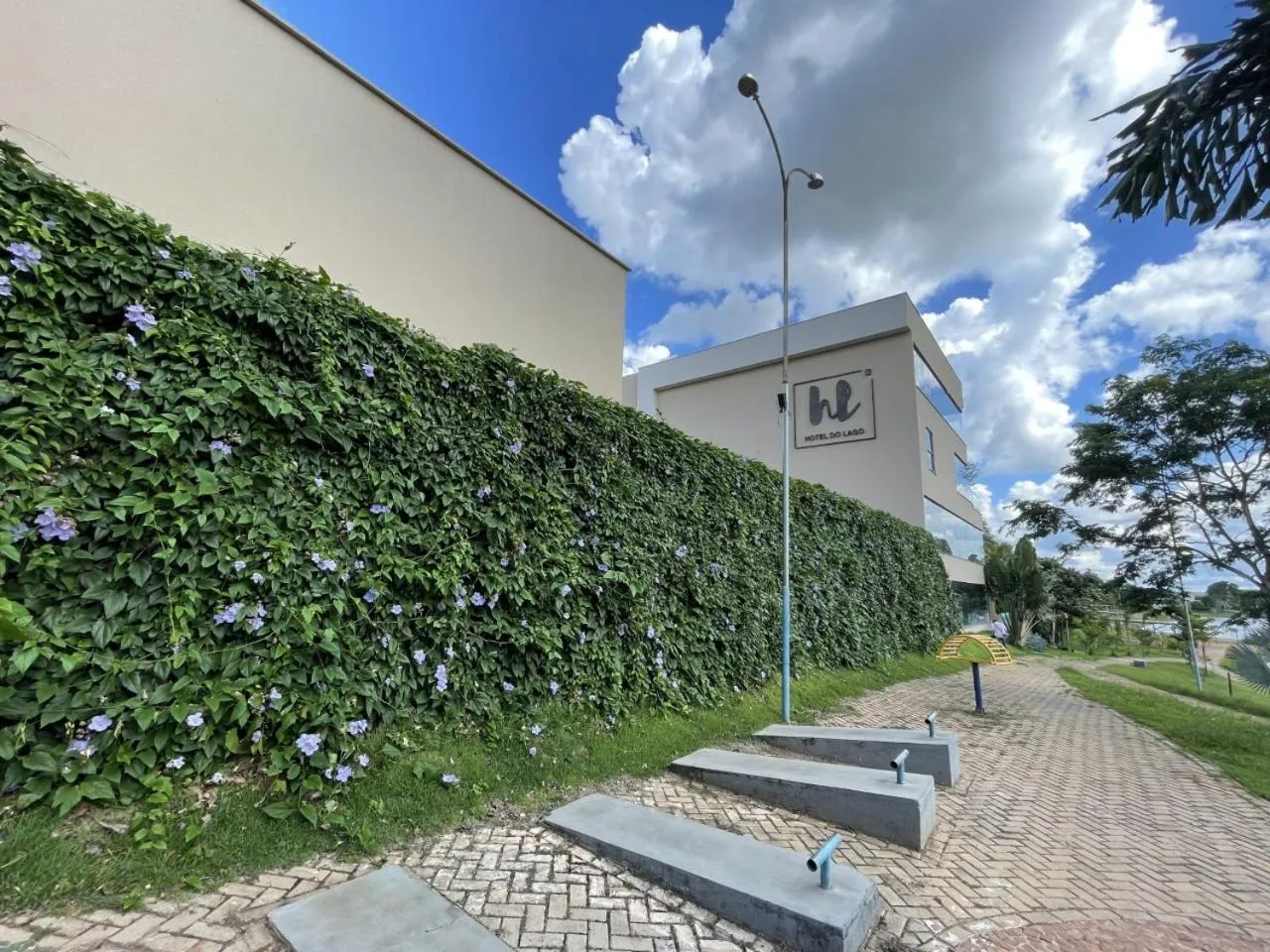 Property building in Hotel do Lago