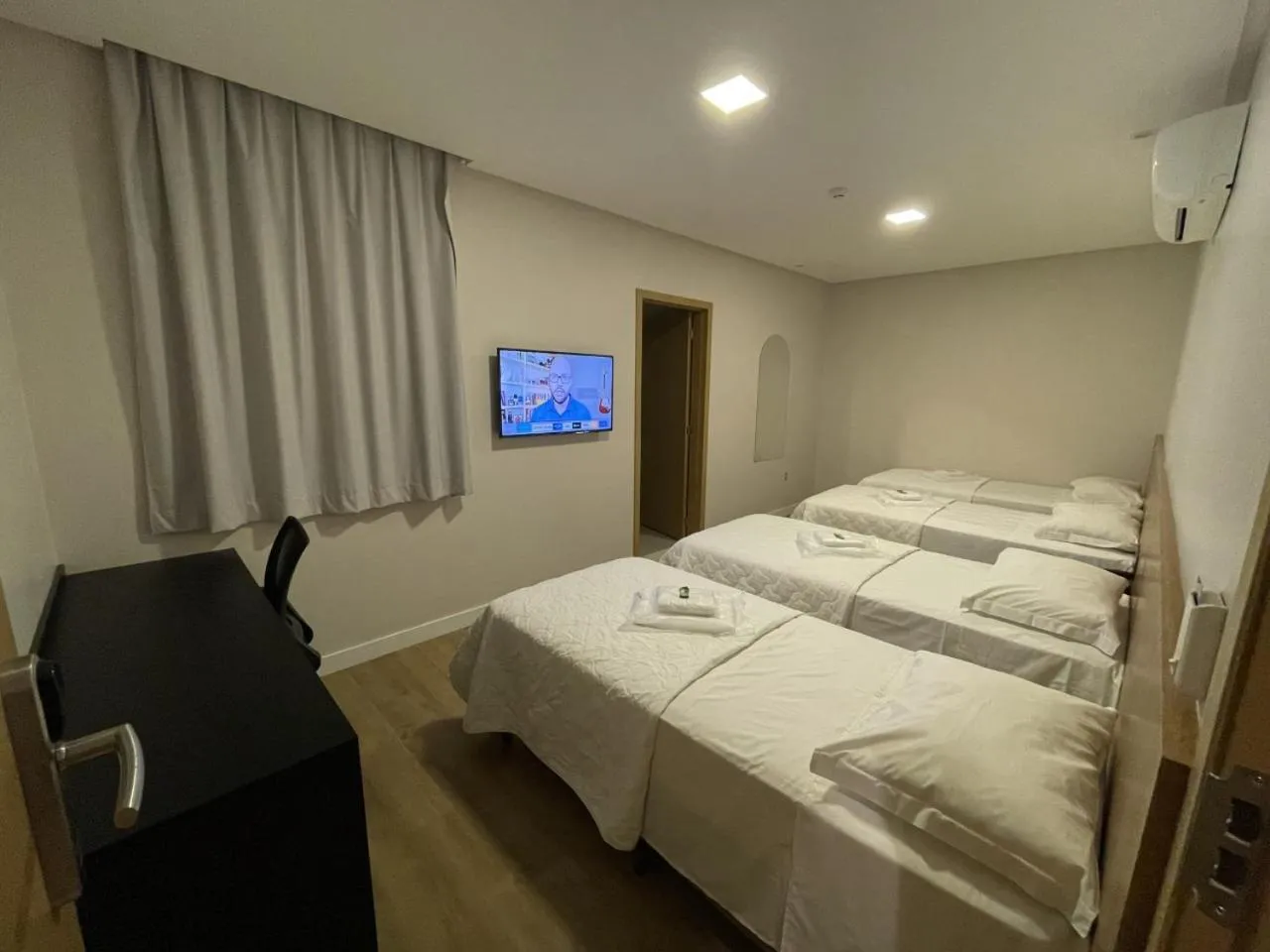 Photo of the whole room, Bed in Hotel do Lago