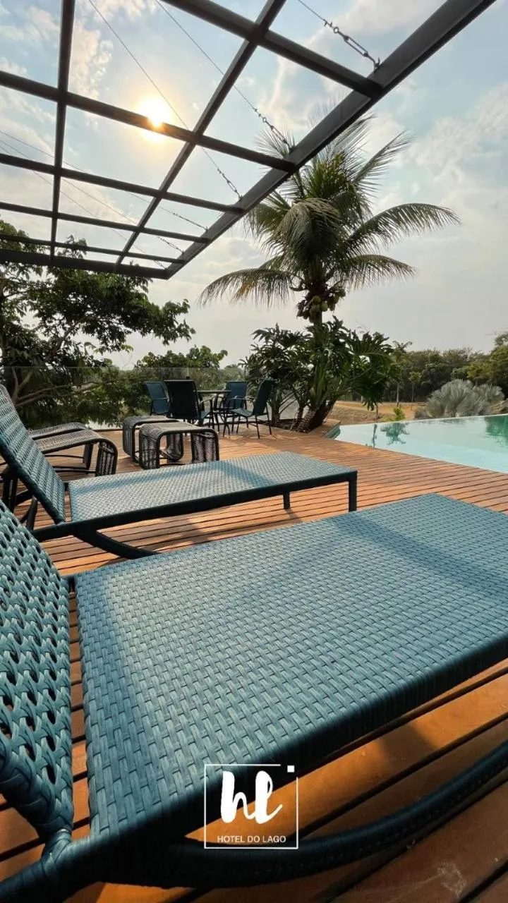 Swimming pool in Hotel do Lago