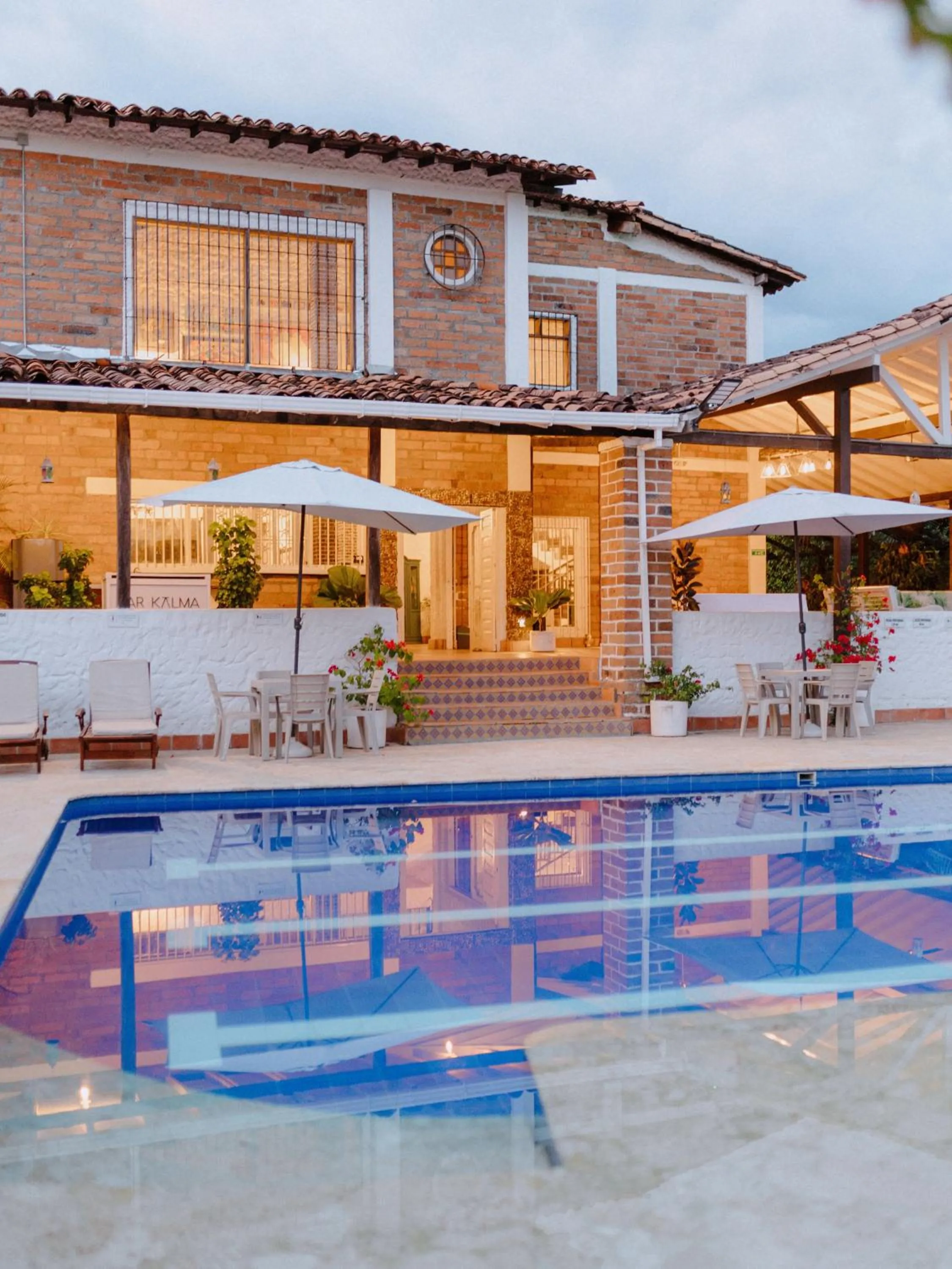 Pool view in Hotel Kalma