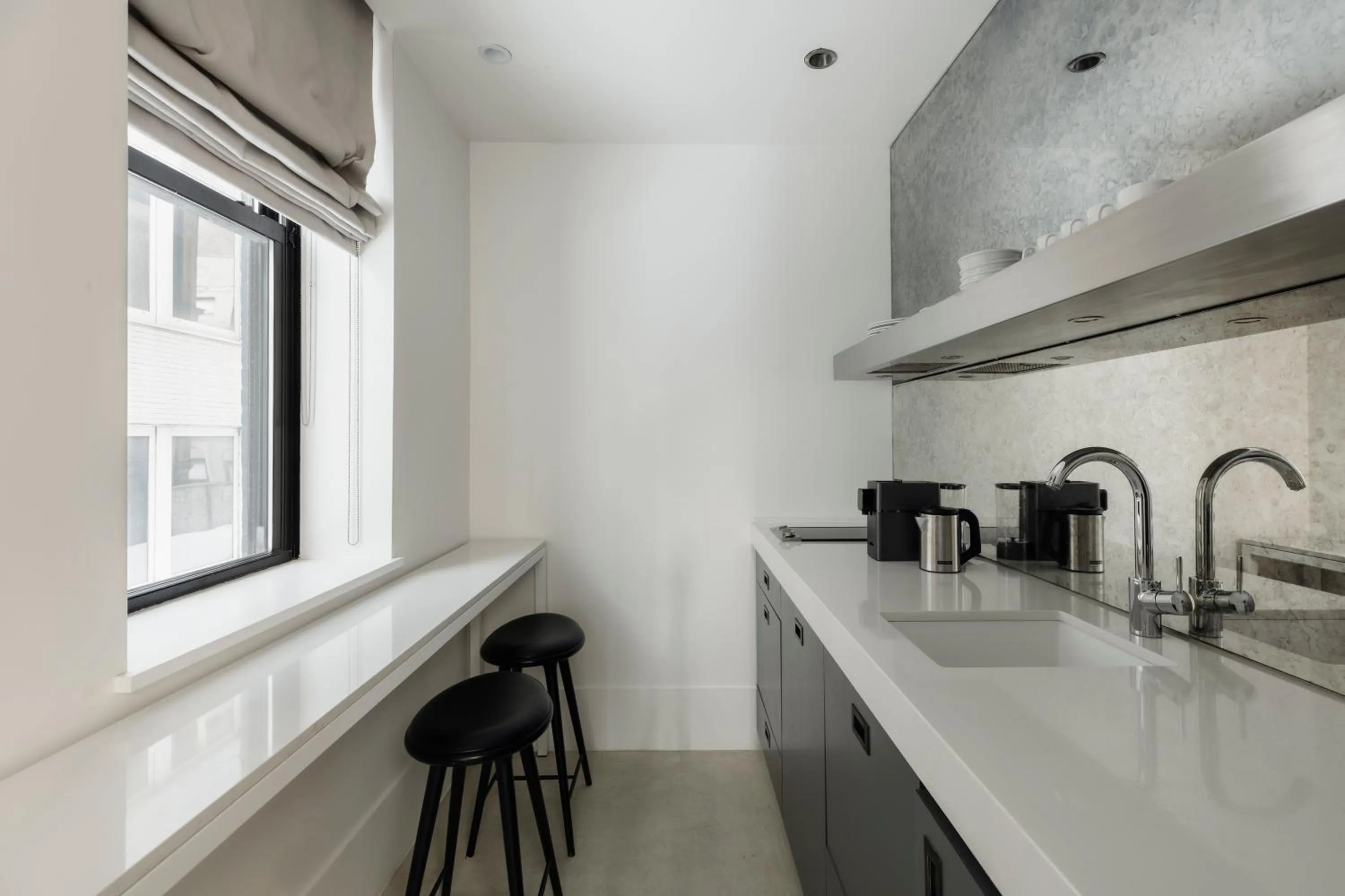 Kitchen or kitchenette in The William Hotel Midtown, New York