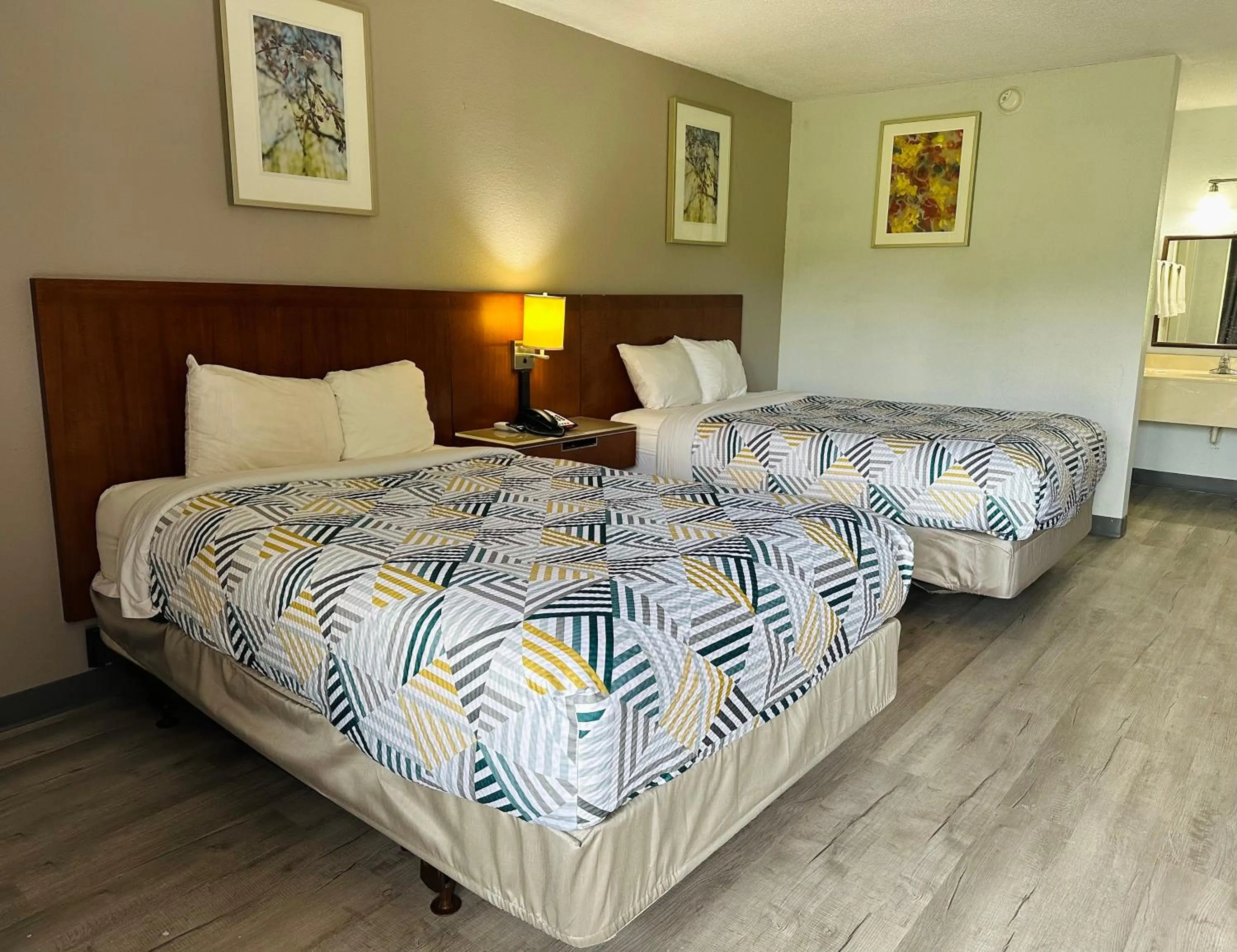 Bed in Motel 6 Forrest City AR