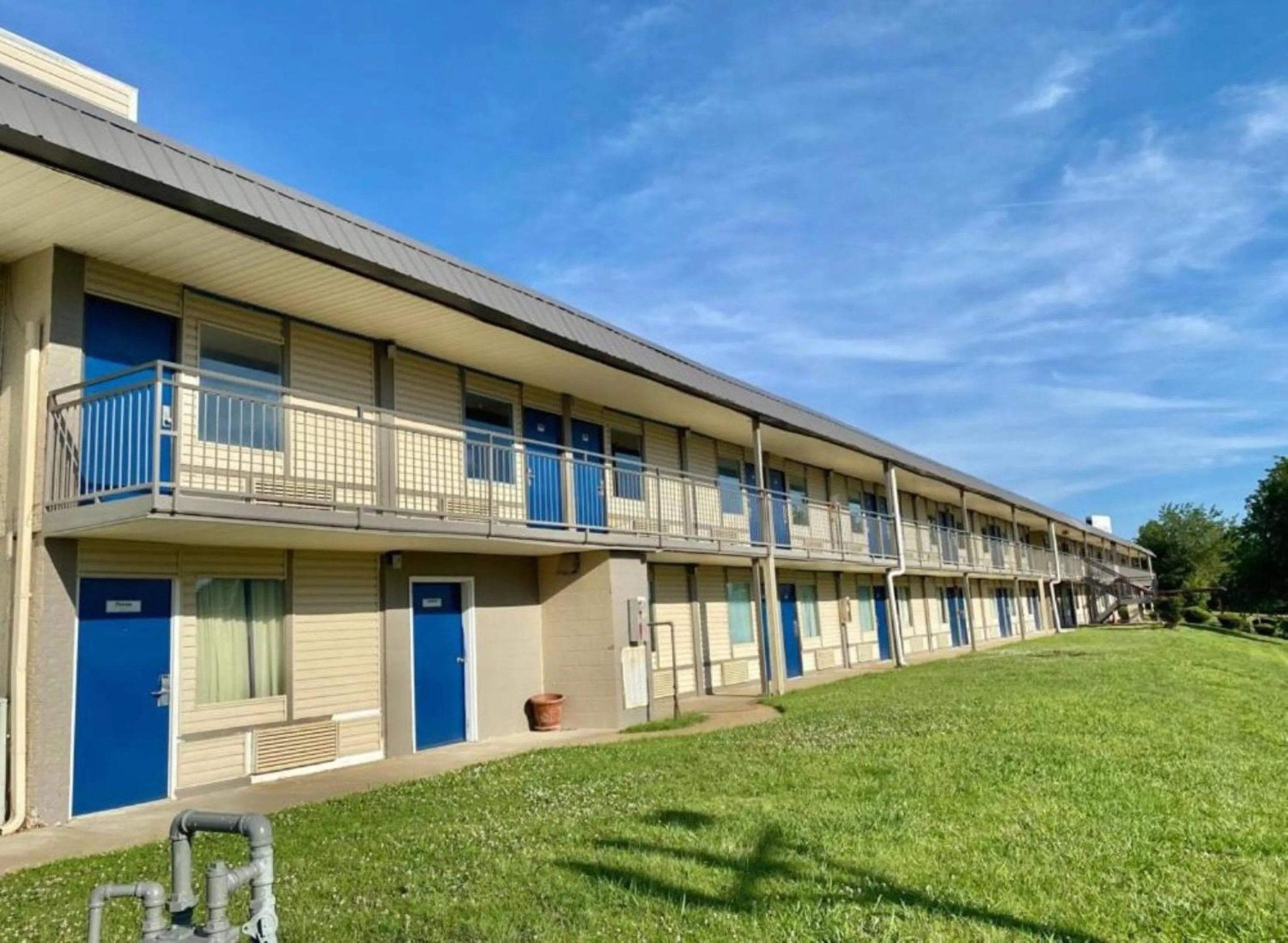 Property building in Motel 6 Forrest City AR