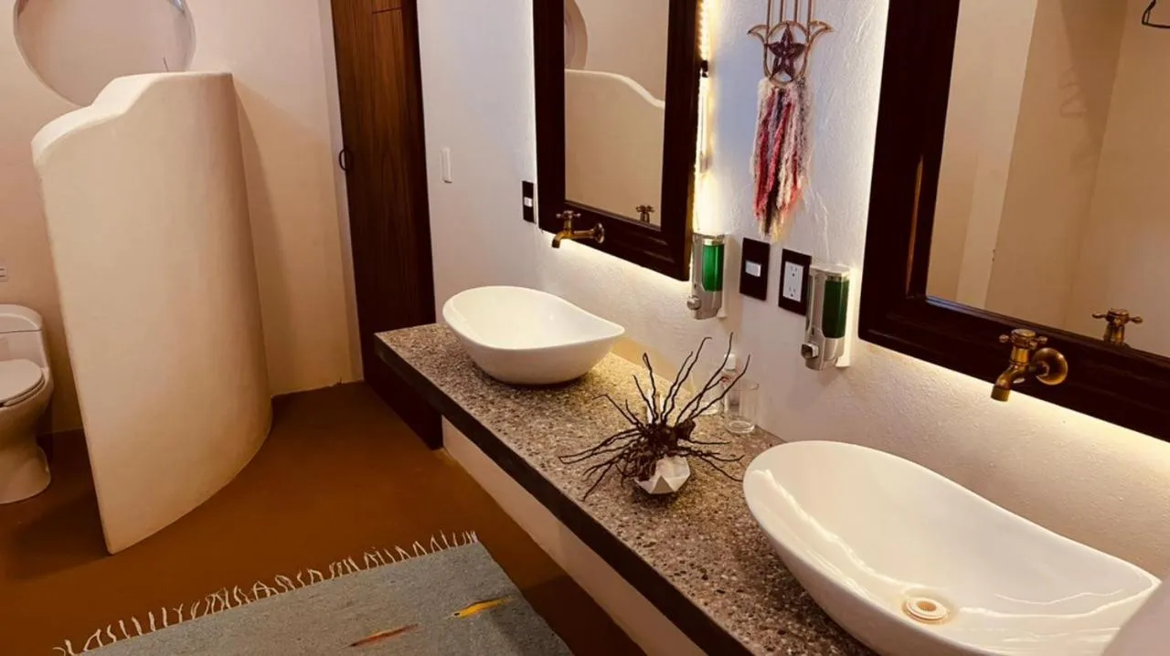 Bathroom in Cabañas Sicarú Mazunte