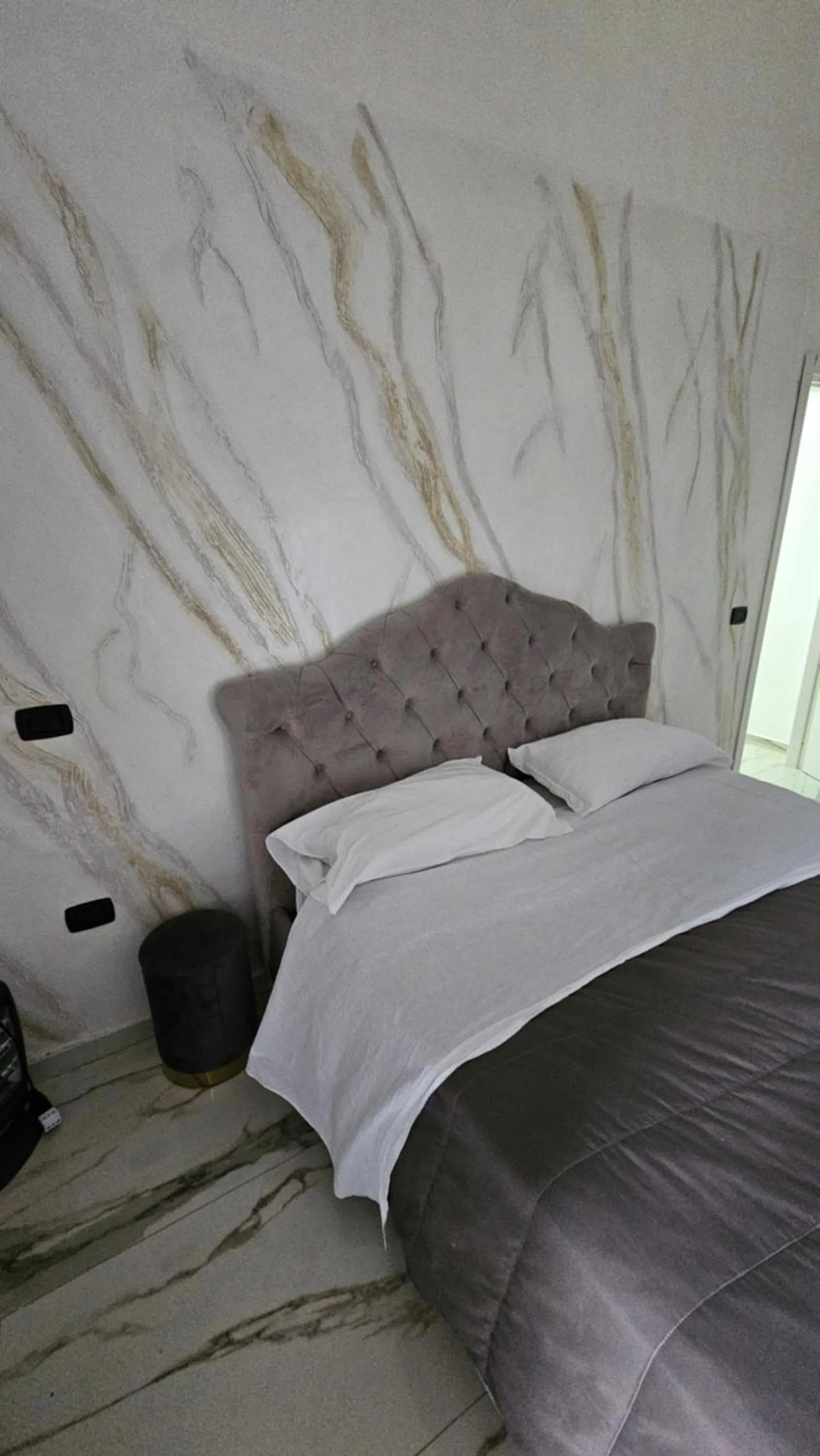 HOTEL CRISARI