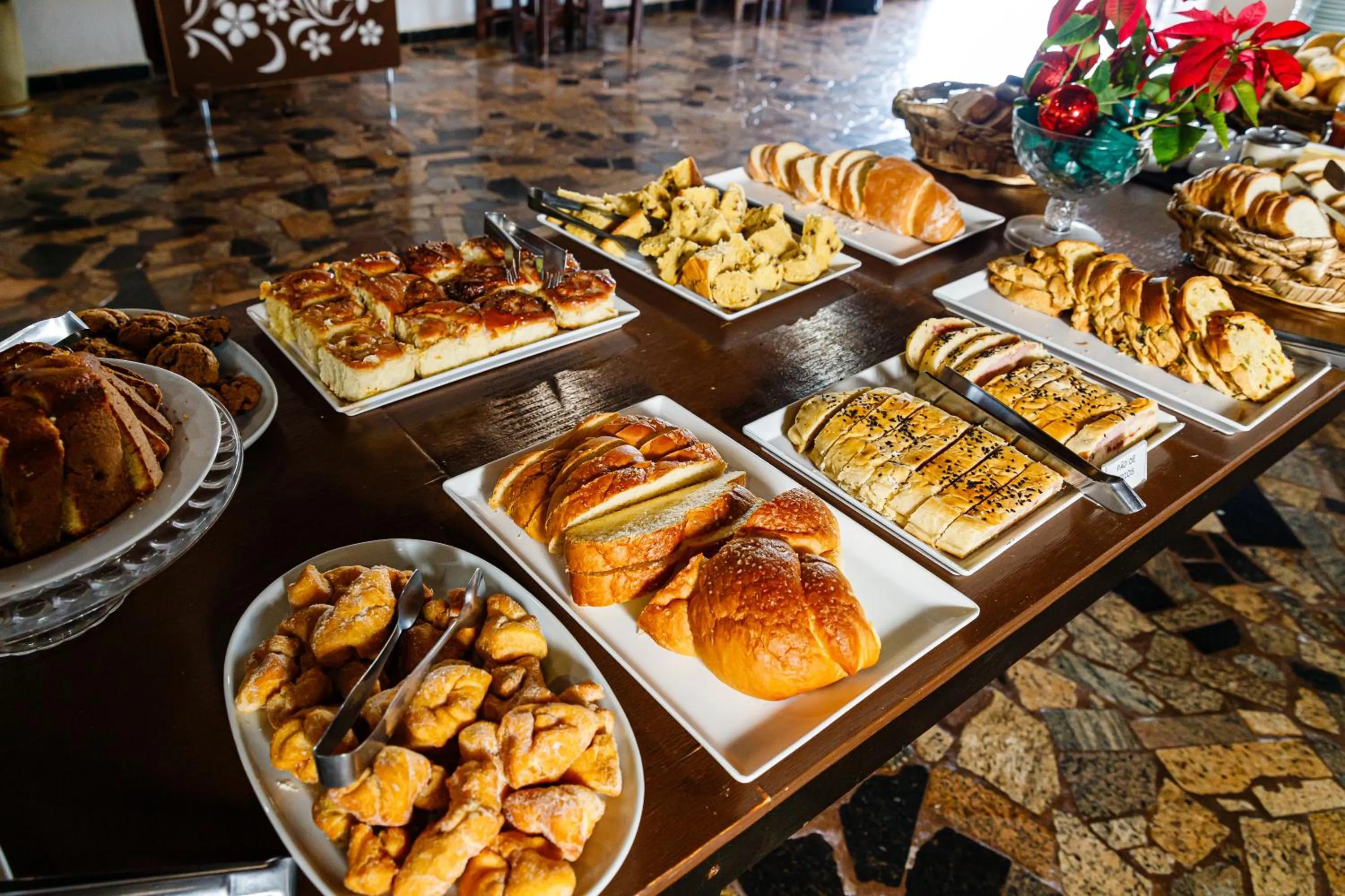 Breakfast in Hotel Morro De Santo Agostinho