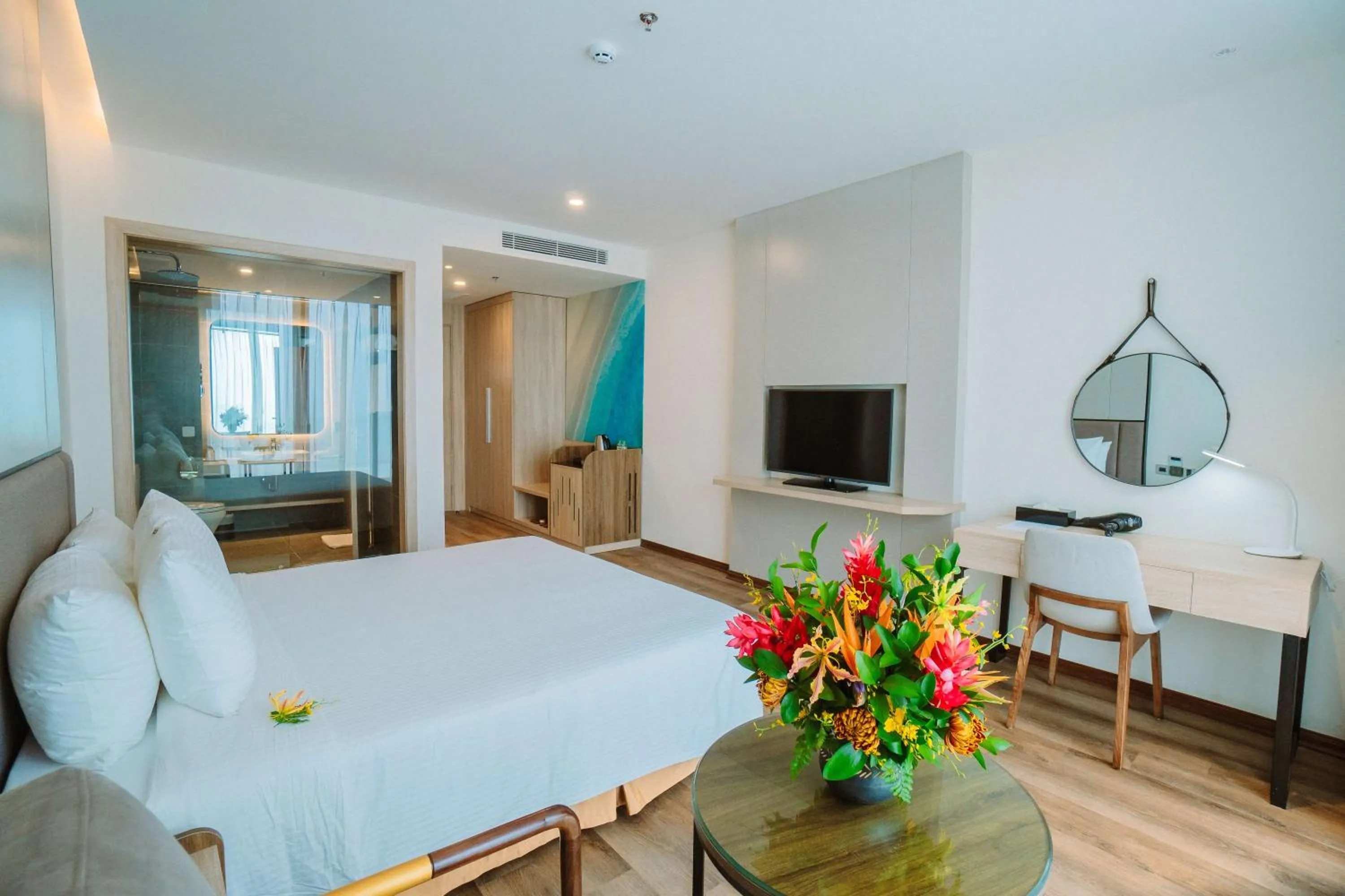 TV and multimedia, Bed in Mường Thanh Luxury Xuân Thành