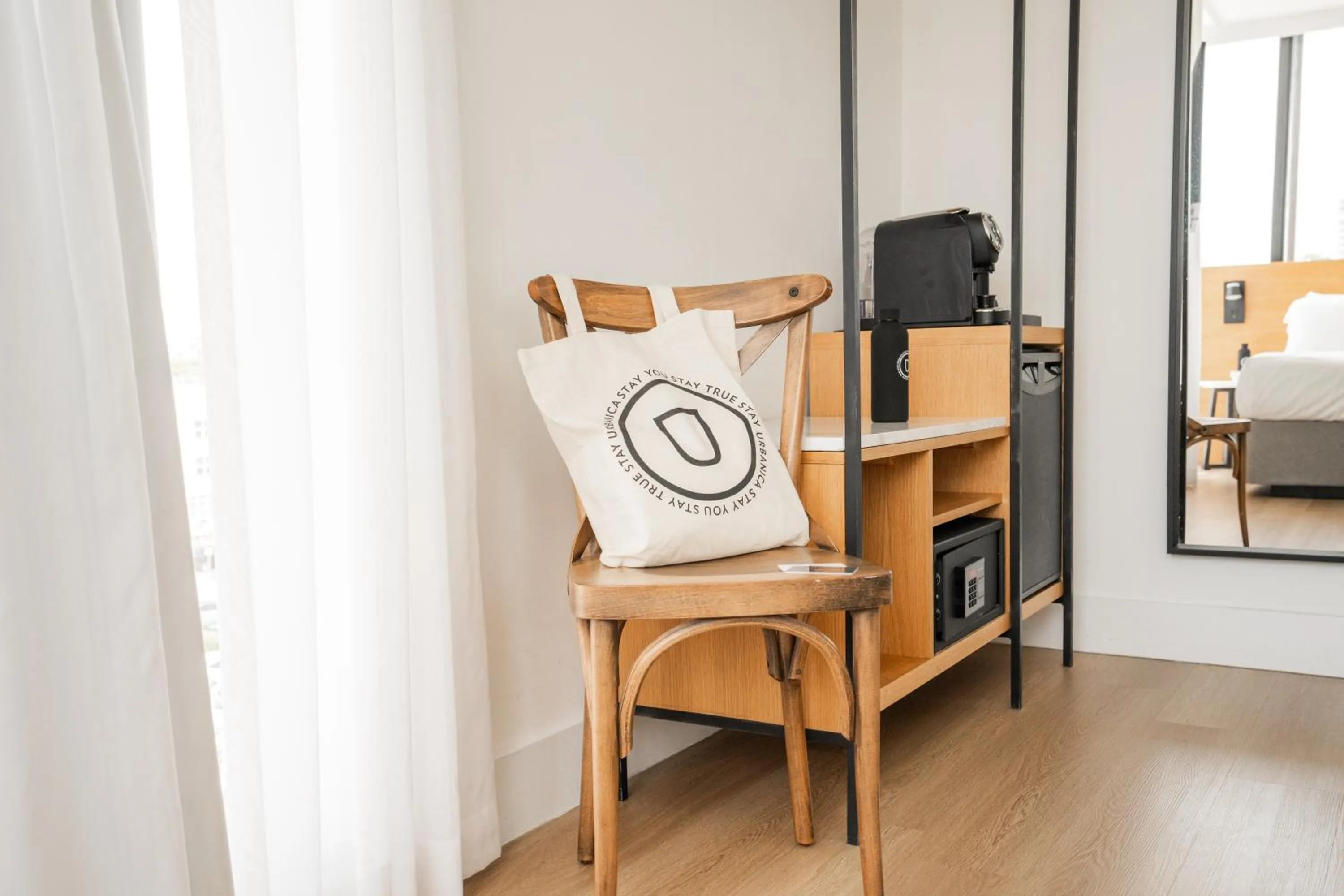 hair dresser, Bed in Upsun Hotel