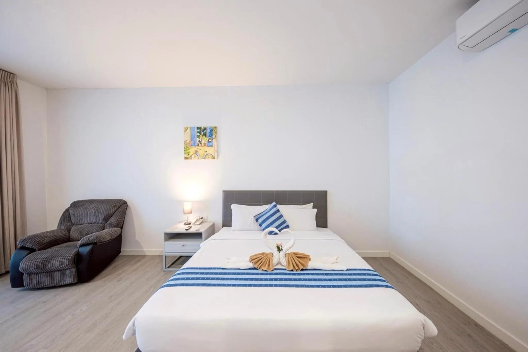 Bed in GRAND PA Hotel&Resort Lamphun Chiang Mai