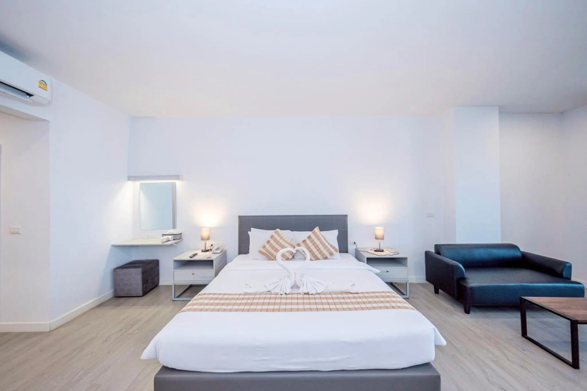 Bed in GRAND PA Hotel&Resort Lamphun Chiang Mai