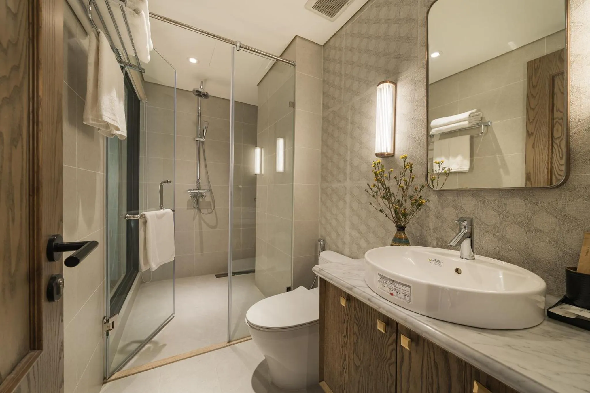 Bathroom in La Passion Hanoi Hotel & Spa