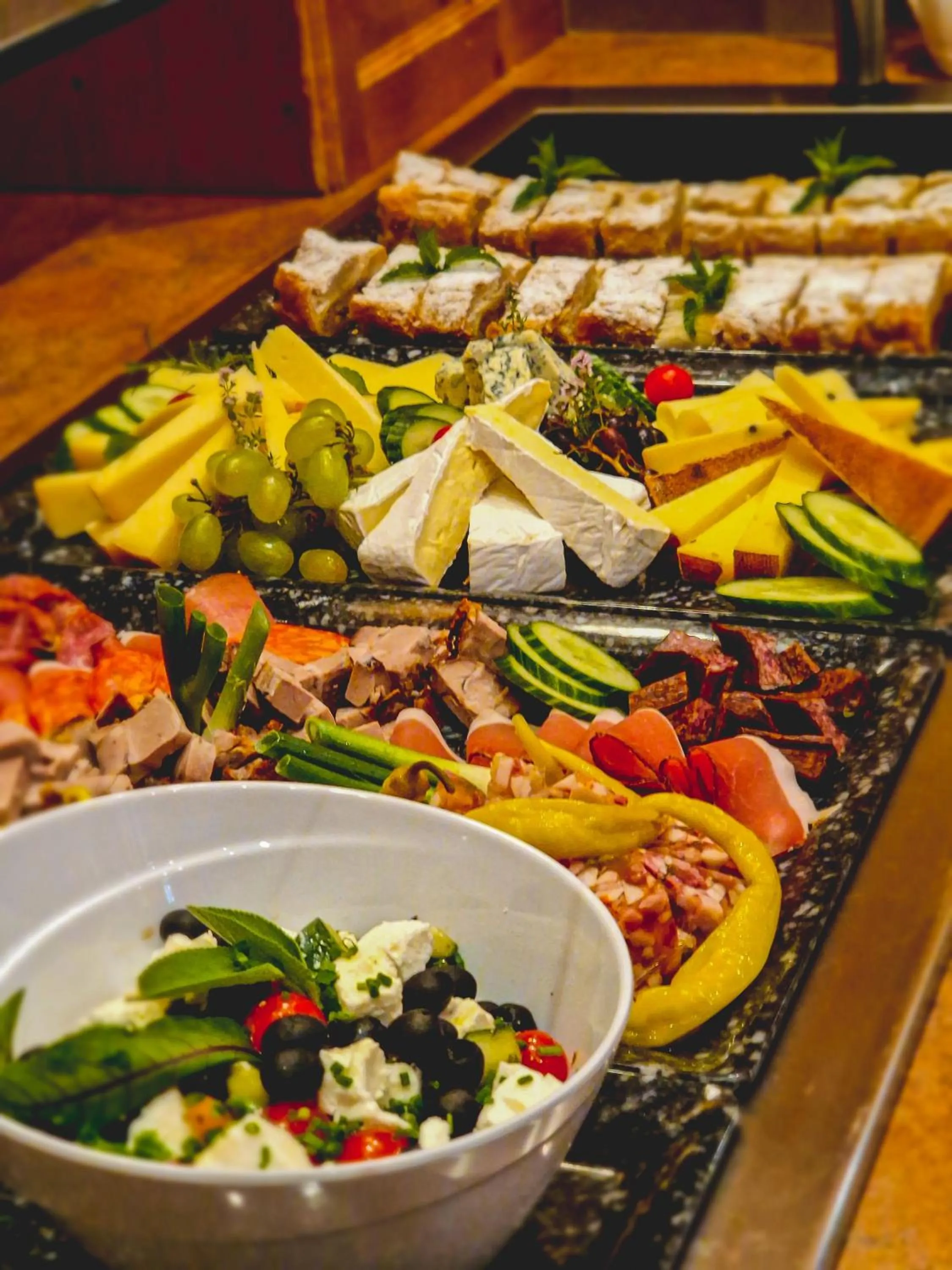 Restaurant/places to eat in Das Alpin - Hotel Garni Guesthouse