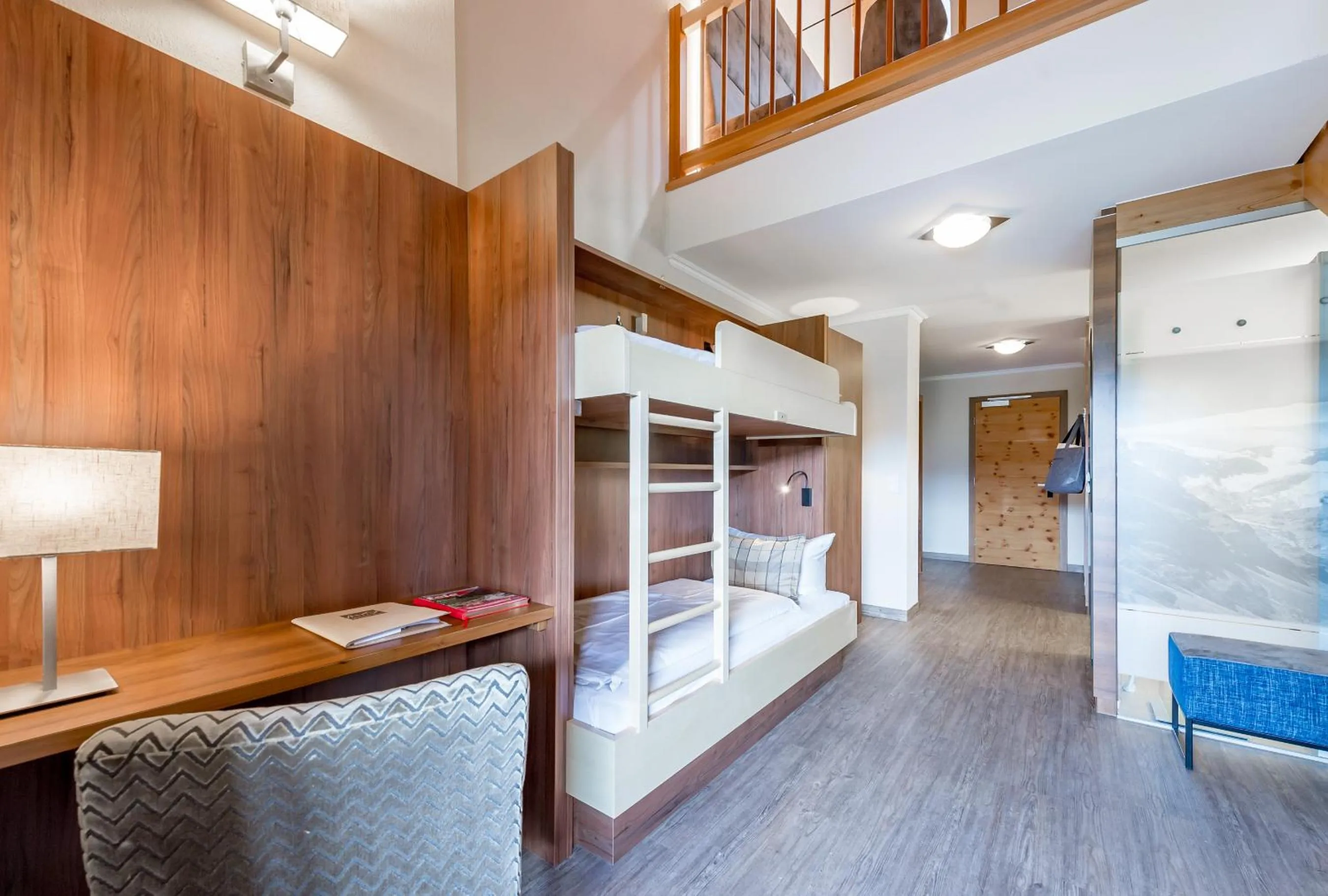 Photo of the whole room, Bed in Hotel Andy 4 Sterne Superior