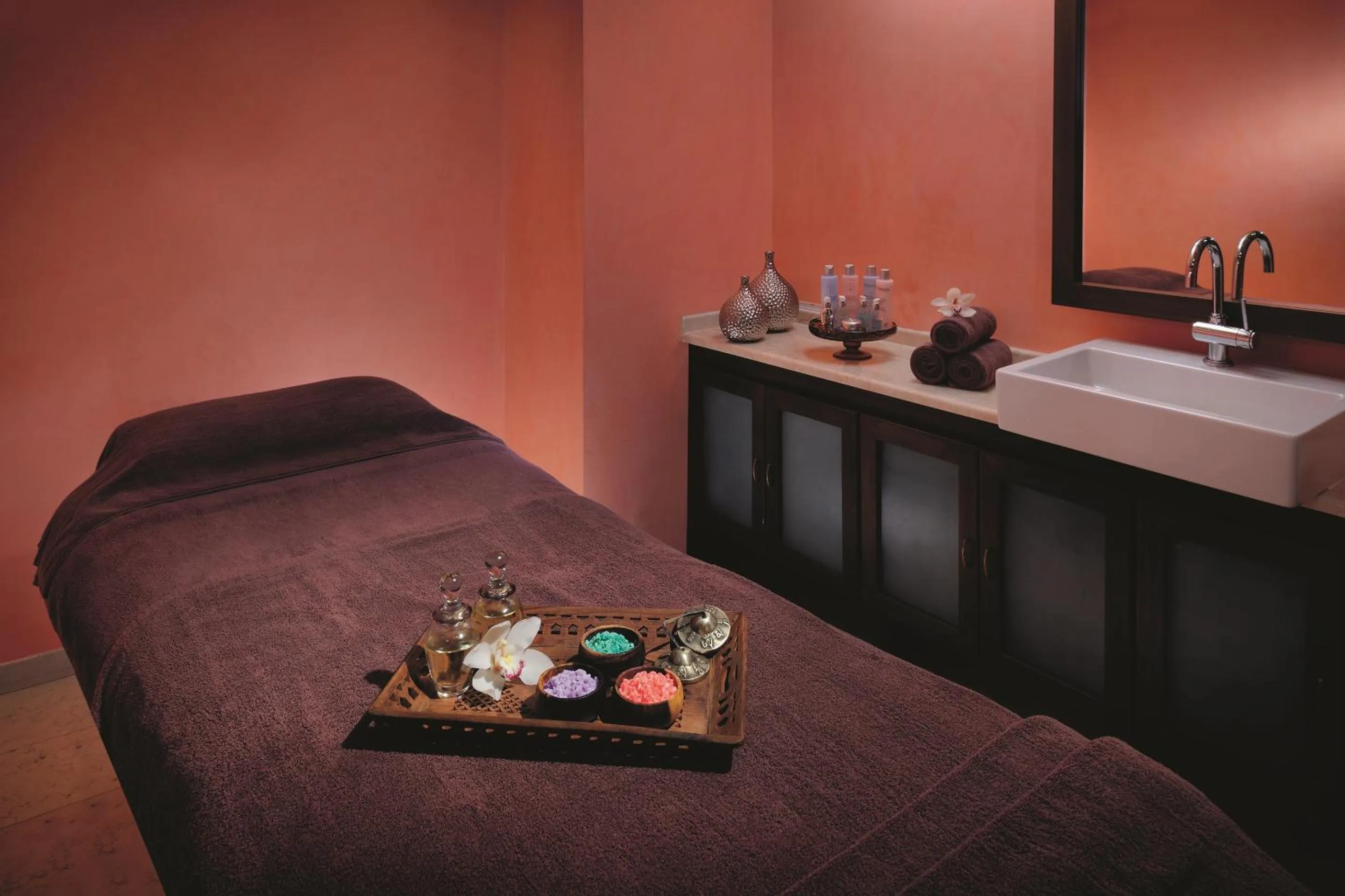 Spa and wellness centre/facilities in Mövenpick Hotel & Resort Al Bida'a