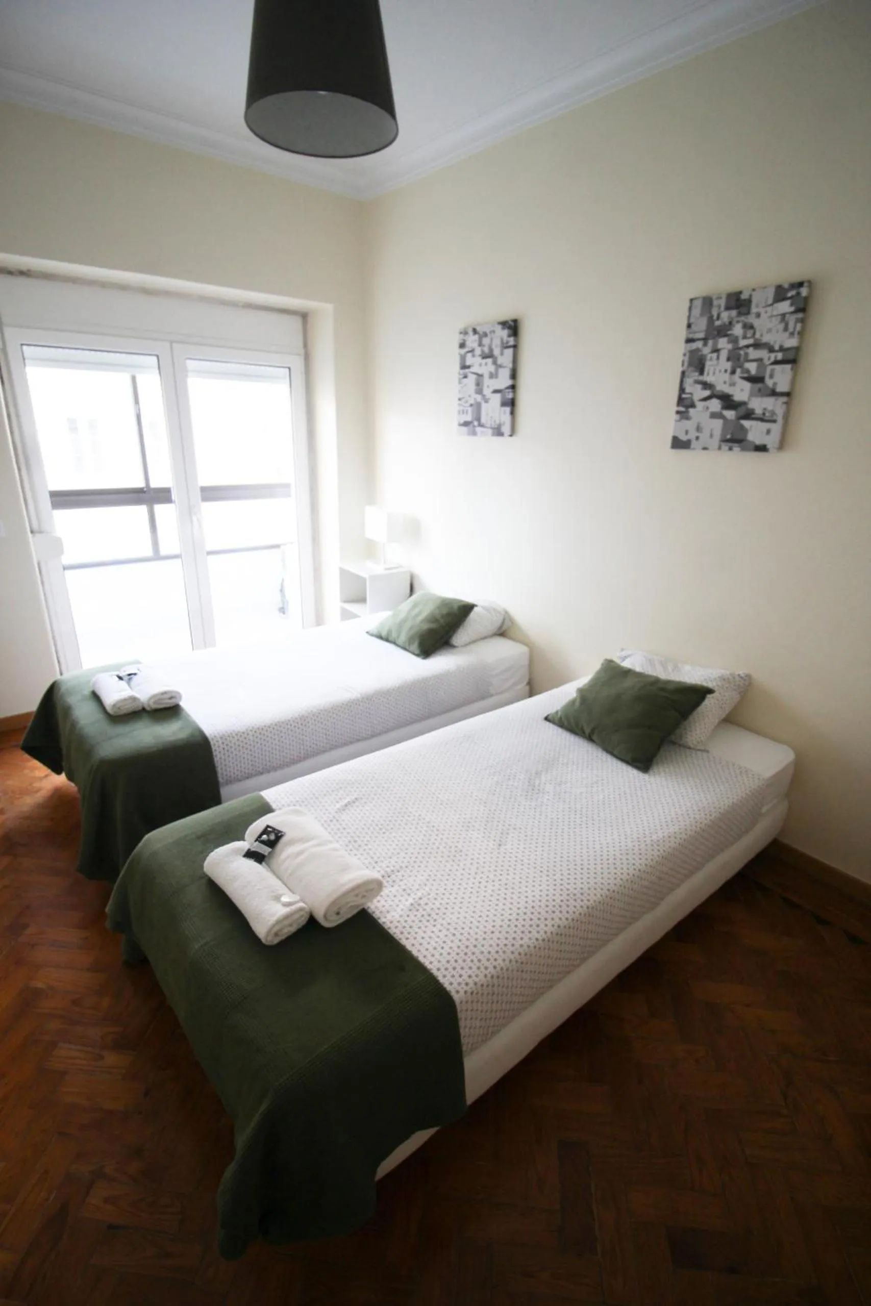 Bed in Oriente DNA Studios V