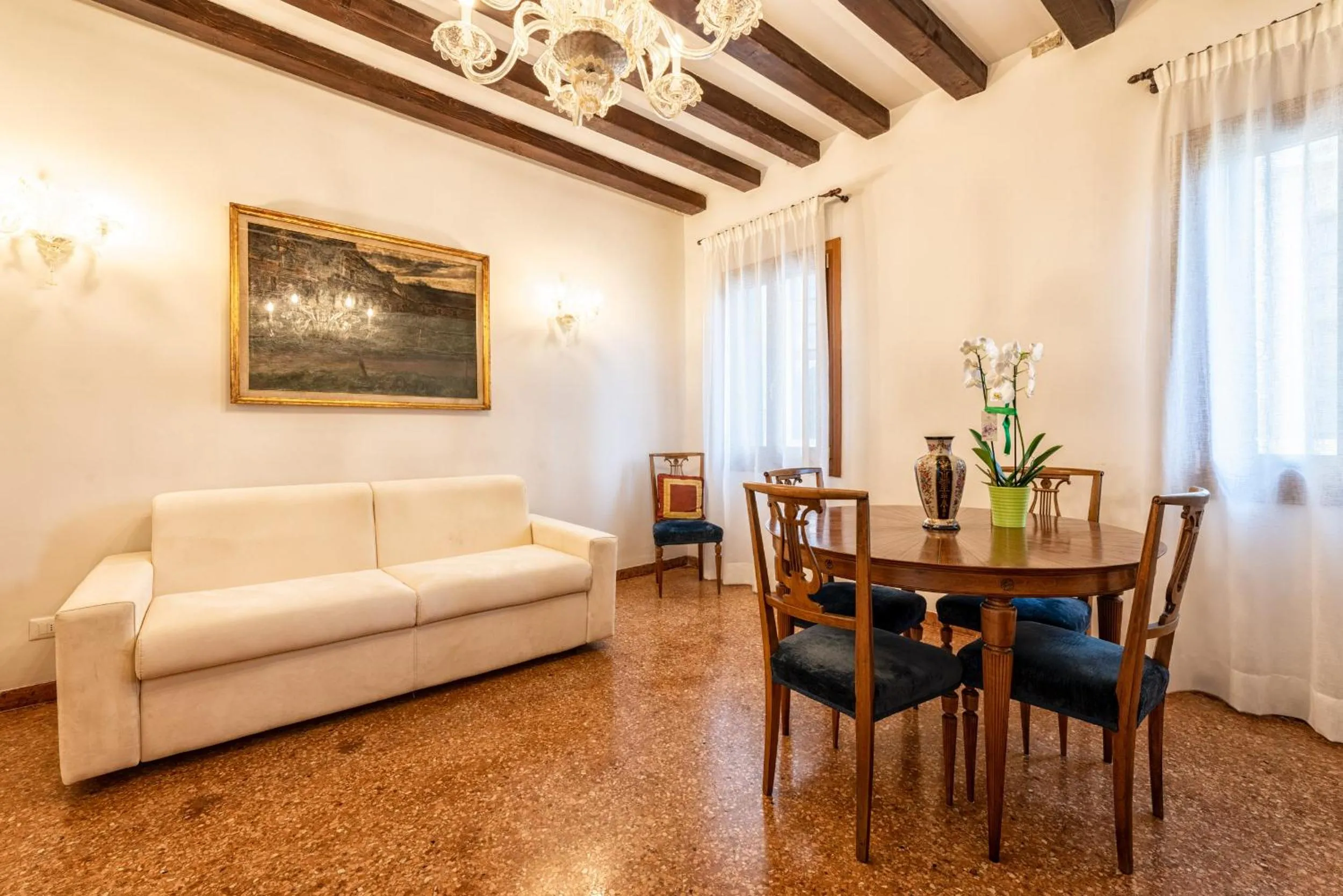 Living room in Casanova Fenice - Canal View