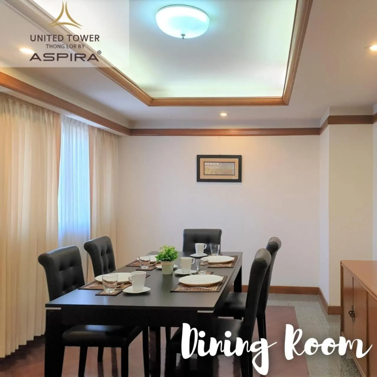 Dining area in United Tower Thonglor by Aspira