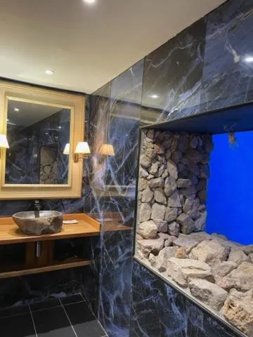 Bathroom in Le Clos des Senteurs de Chateauneuf de Grasse