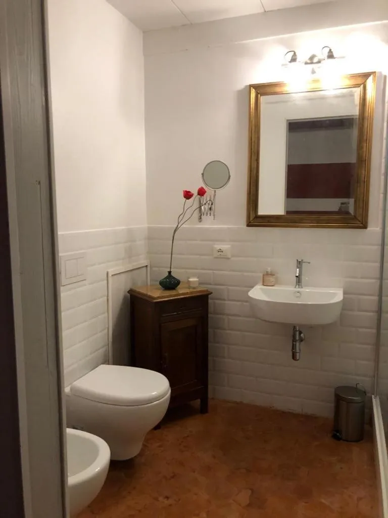 Toilet in BB Palazzo Doria