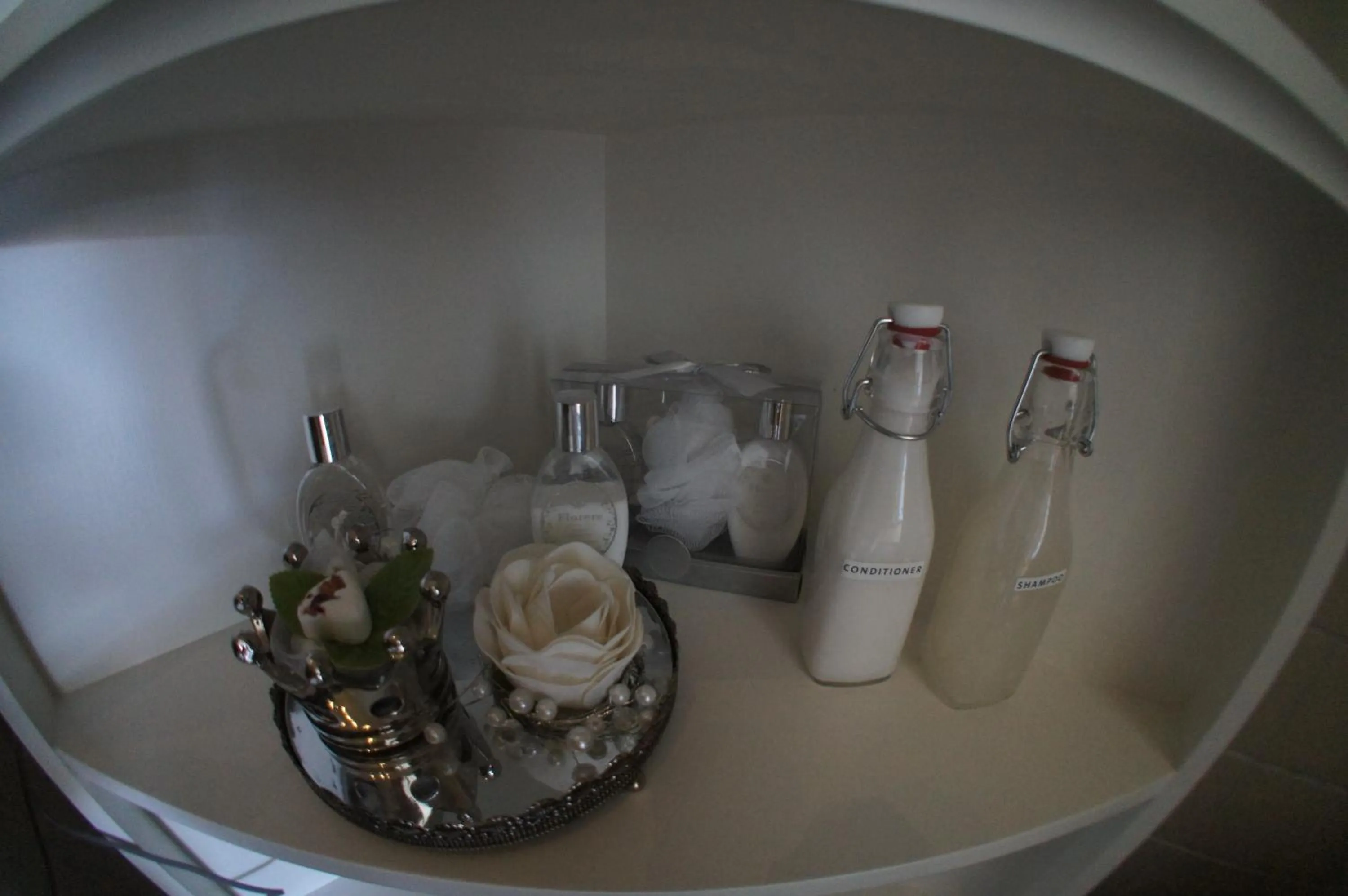 Decorative detail in Prince On The Roof