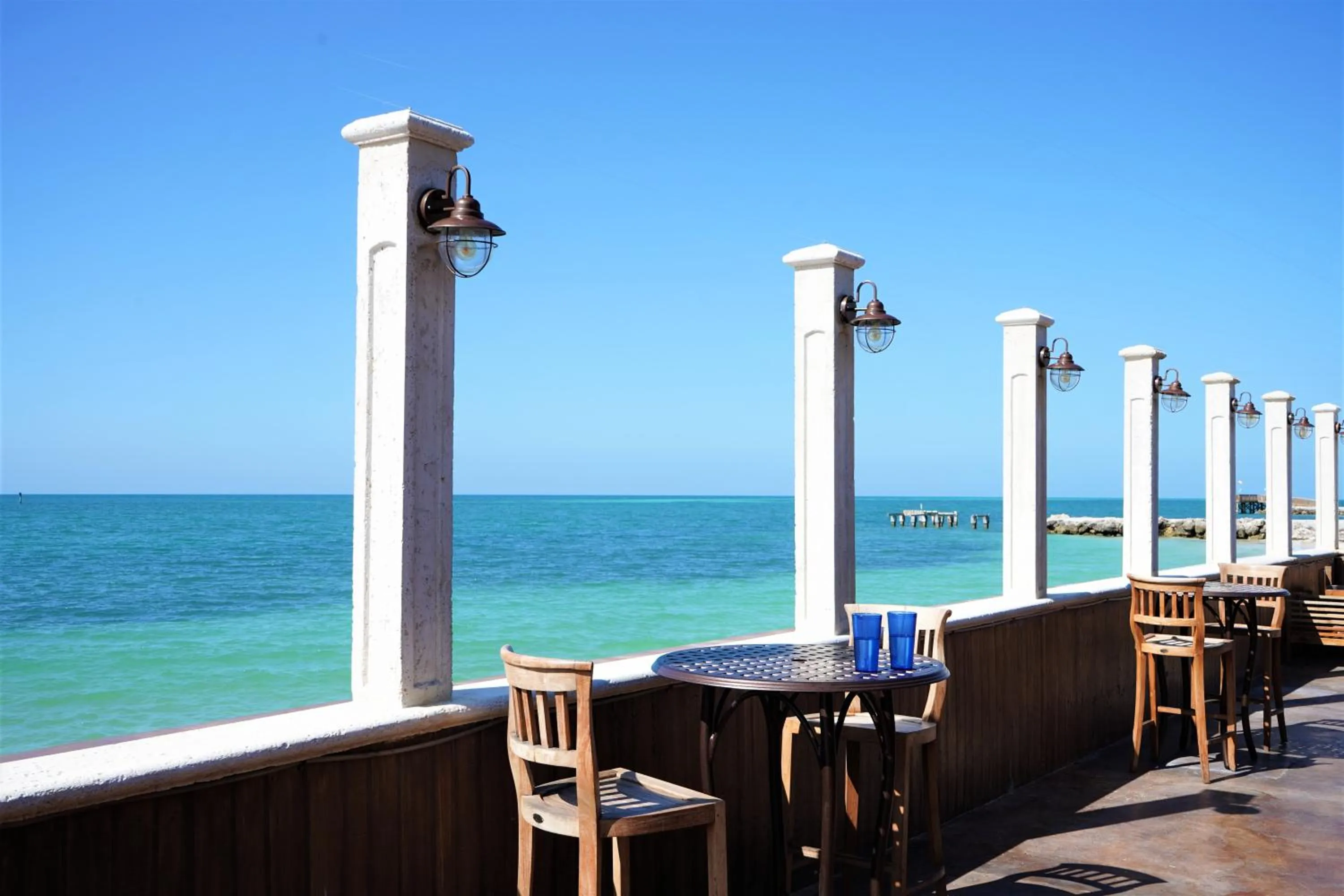 Restaurant/places to eat in Glunz Ocean Beach Hotel and Resort