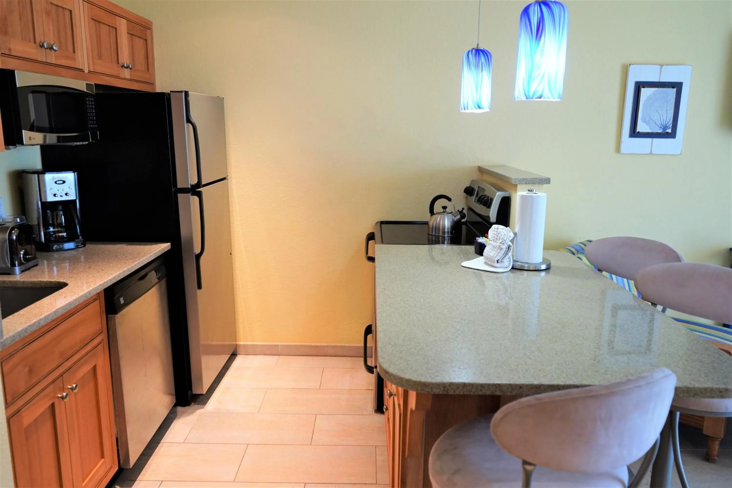 Kitchen or kitchenette in Glunz Ocean Beach Hotel and Resort