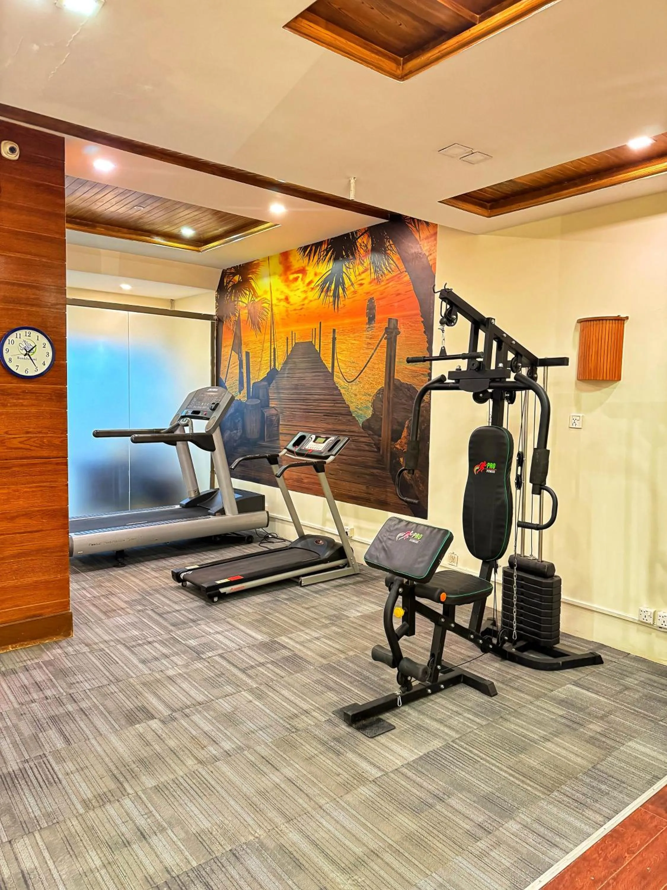 Fitness centre/facilities in Grand Islamabad Hotel