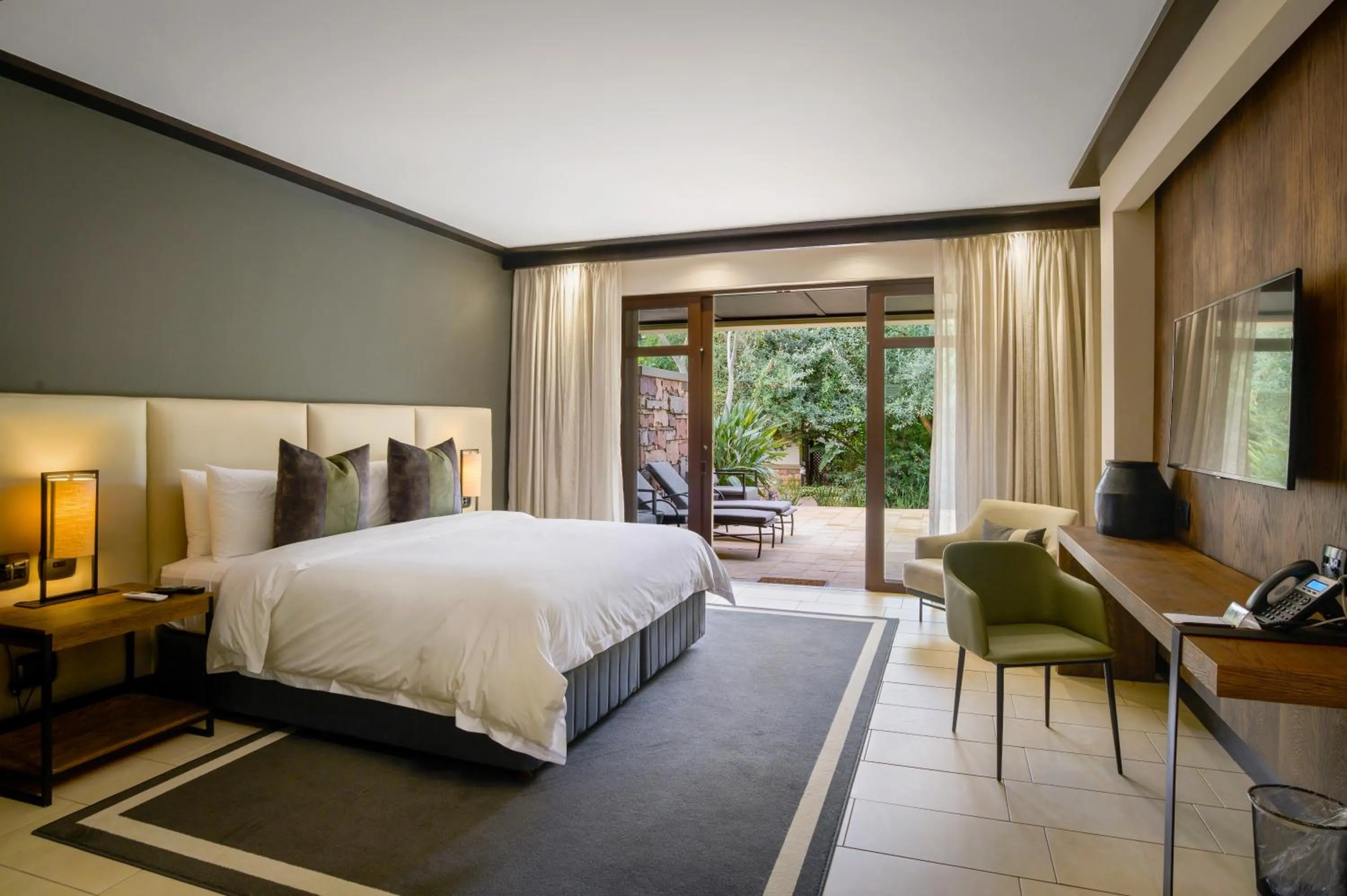 Bedroom, Bed in The Capital Zimbali