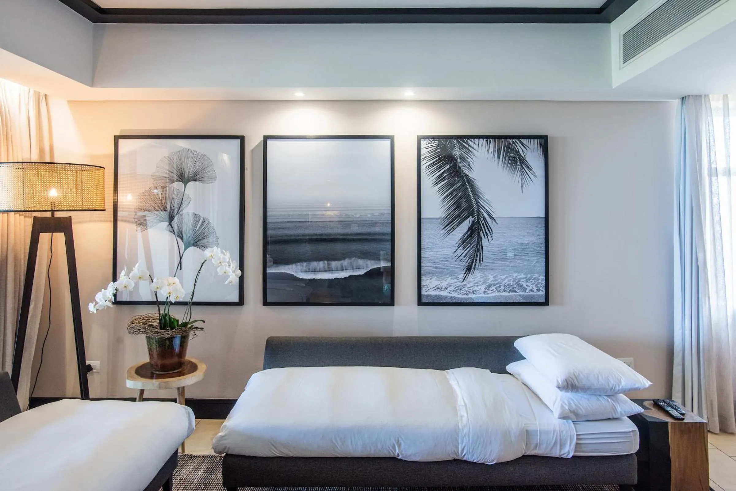 Seating area, Bed in The Capital Zimbali