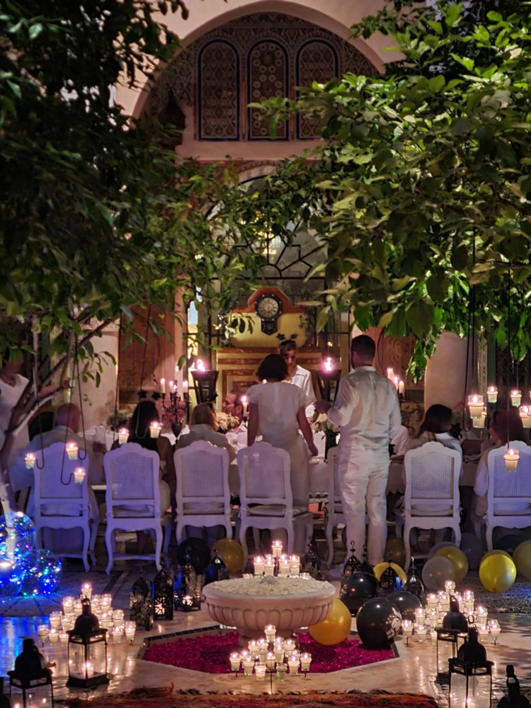 Restaurant/places to eat in DAR CHIBANIA