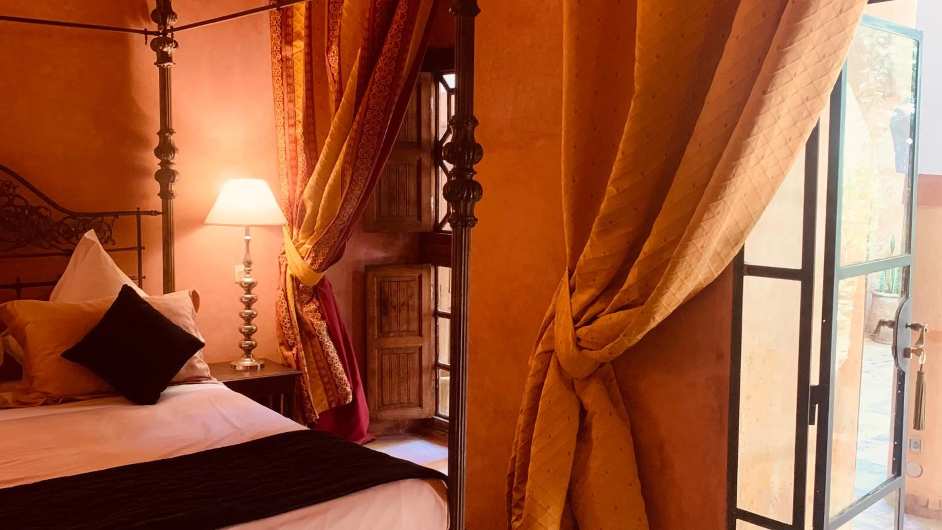 Photo of the whole room, Bed in DAR CHIBANIA