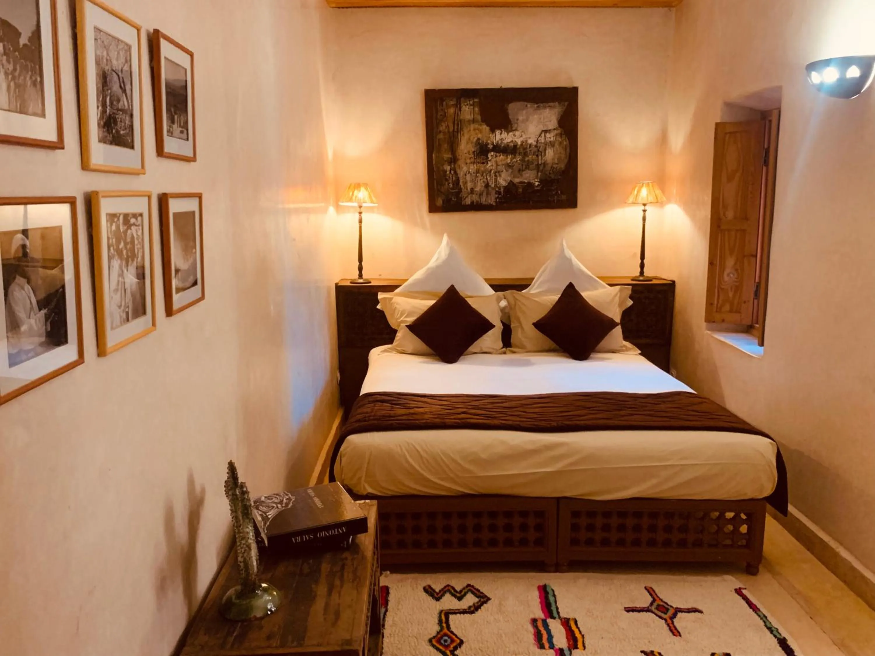 Photo of the whole room, Bed in DAR CHIBANIA