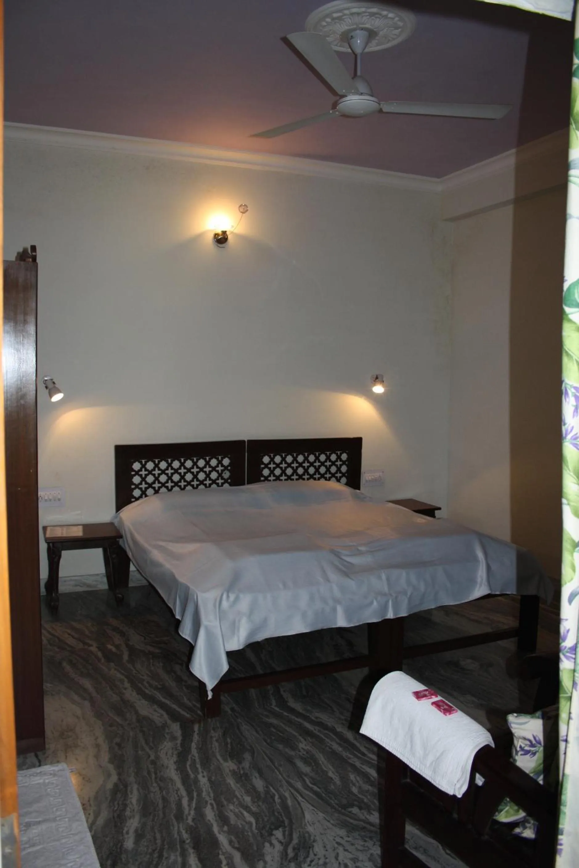 Bed in Shahar Palace